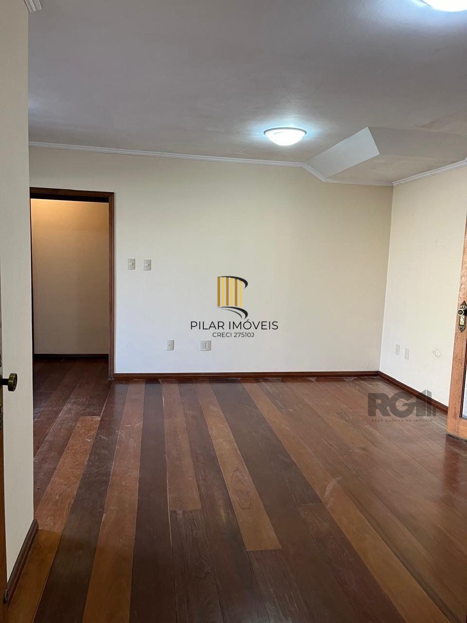 Apartamento 3 dormitórios, 1 suíte, 2 vagas, Bairro Eunice Nova