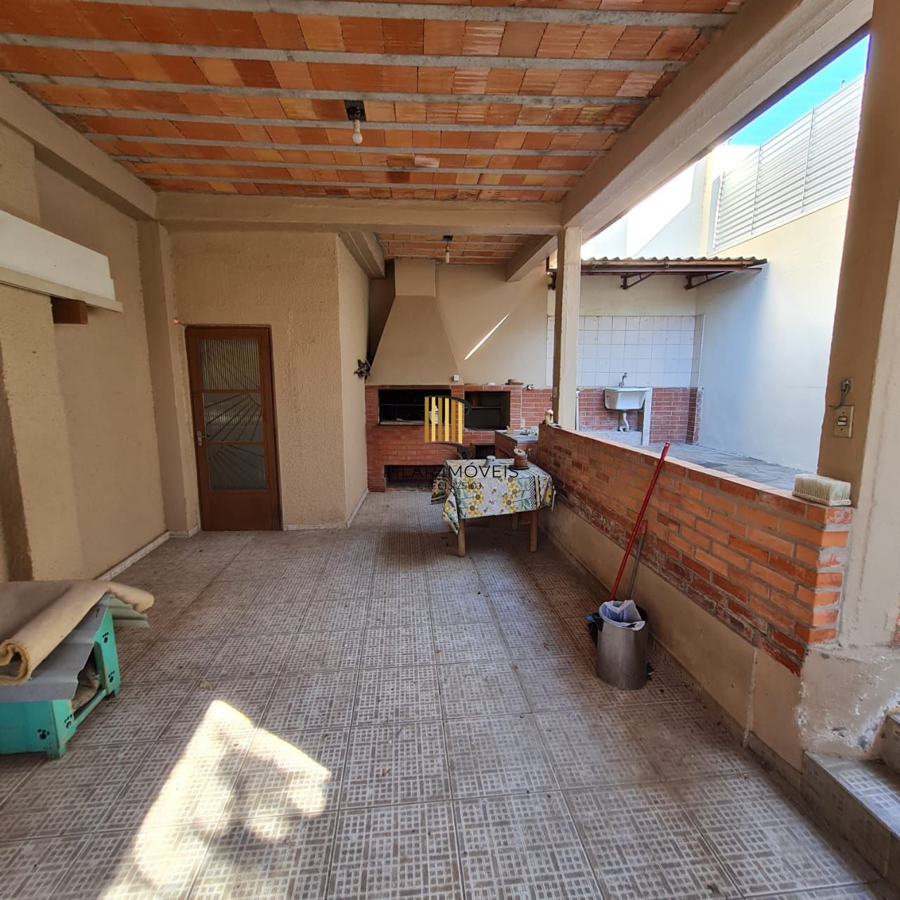 Casa 4 dormitórios no bairro Medianeira