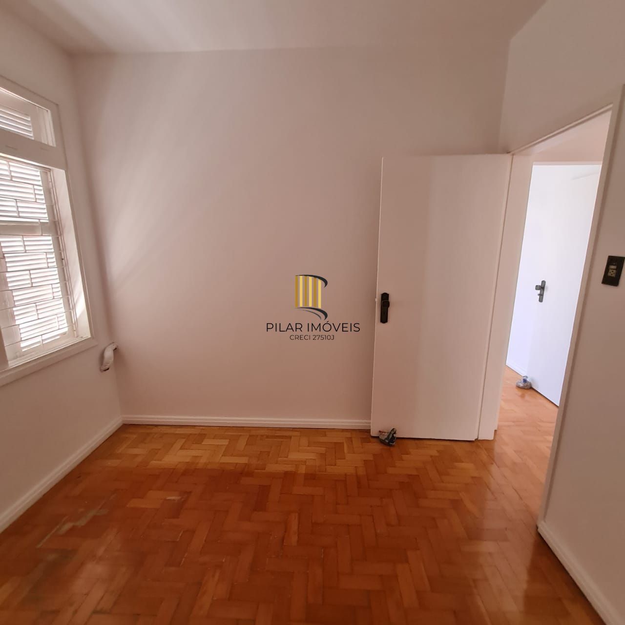 APARTAMENTO 03 DORMITÓRIOS DE FRENTE BAIRRO PETROPOLIS