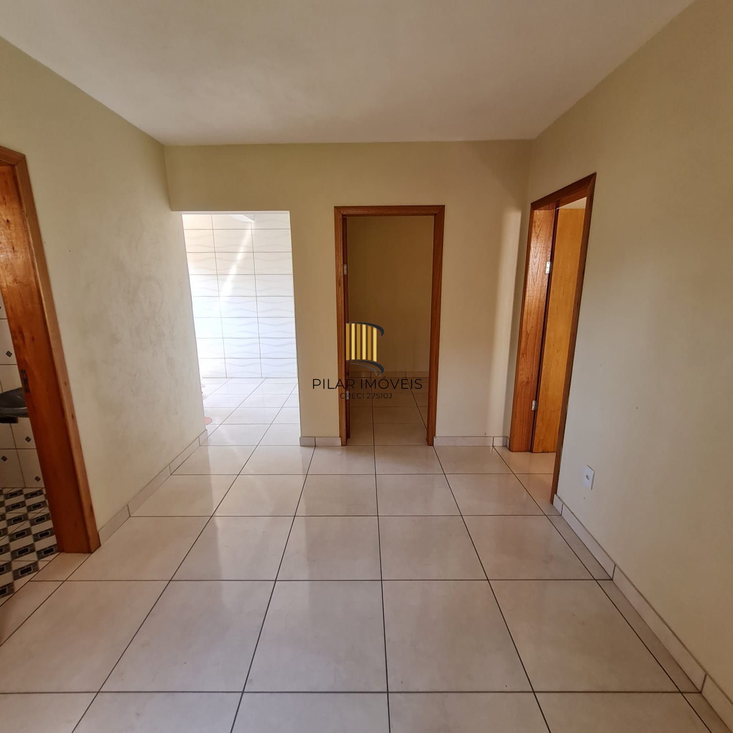 CASA EM CONDOMINIO