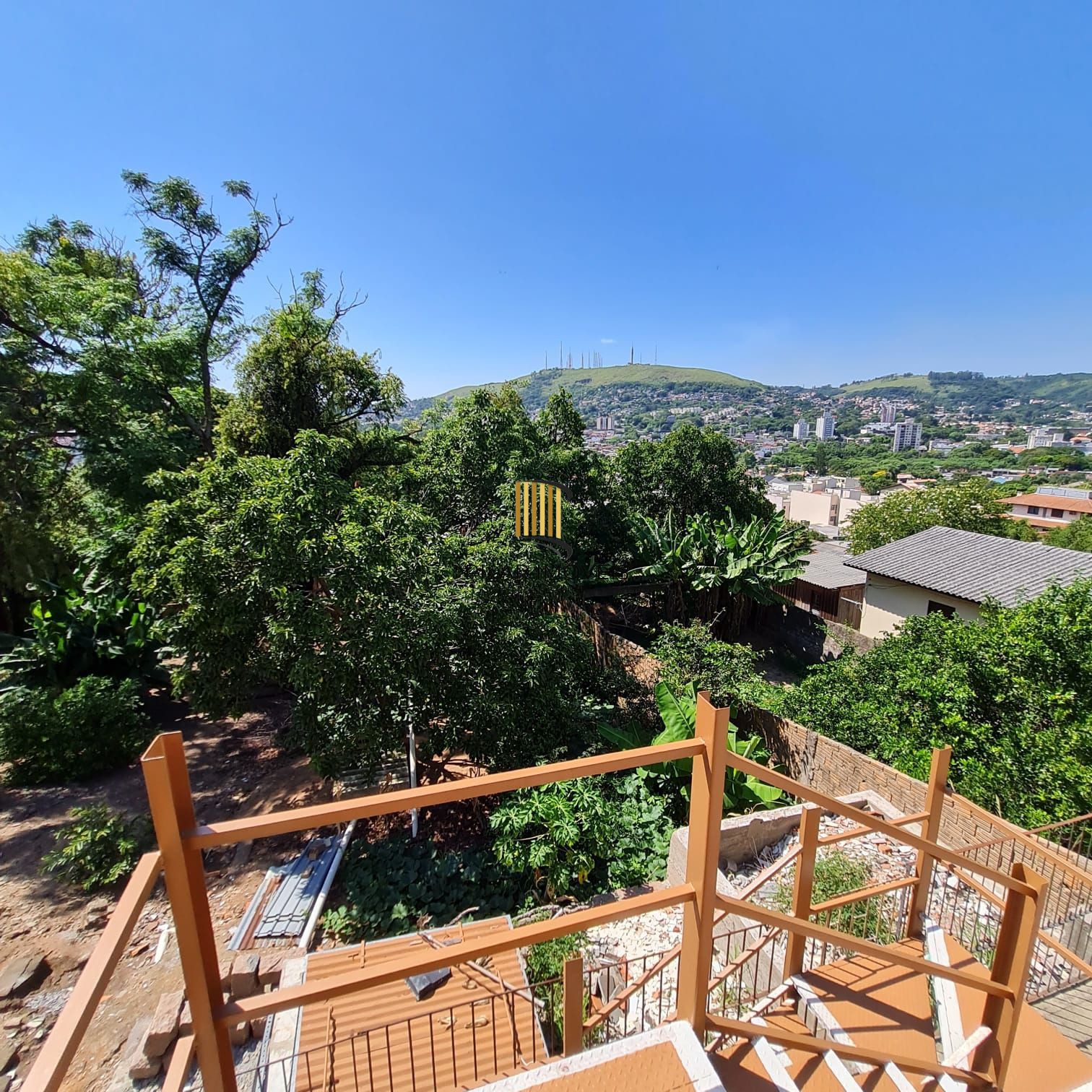 CASA EM CONDOMINIO