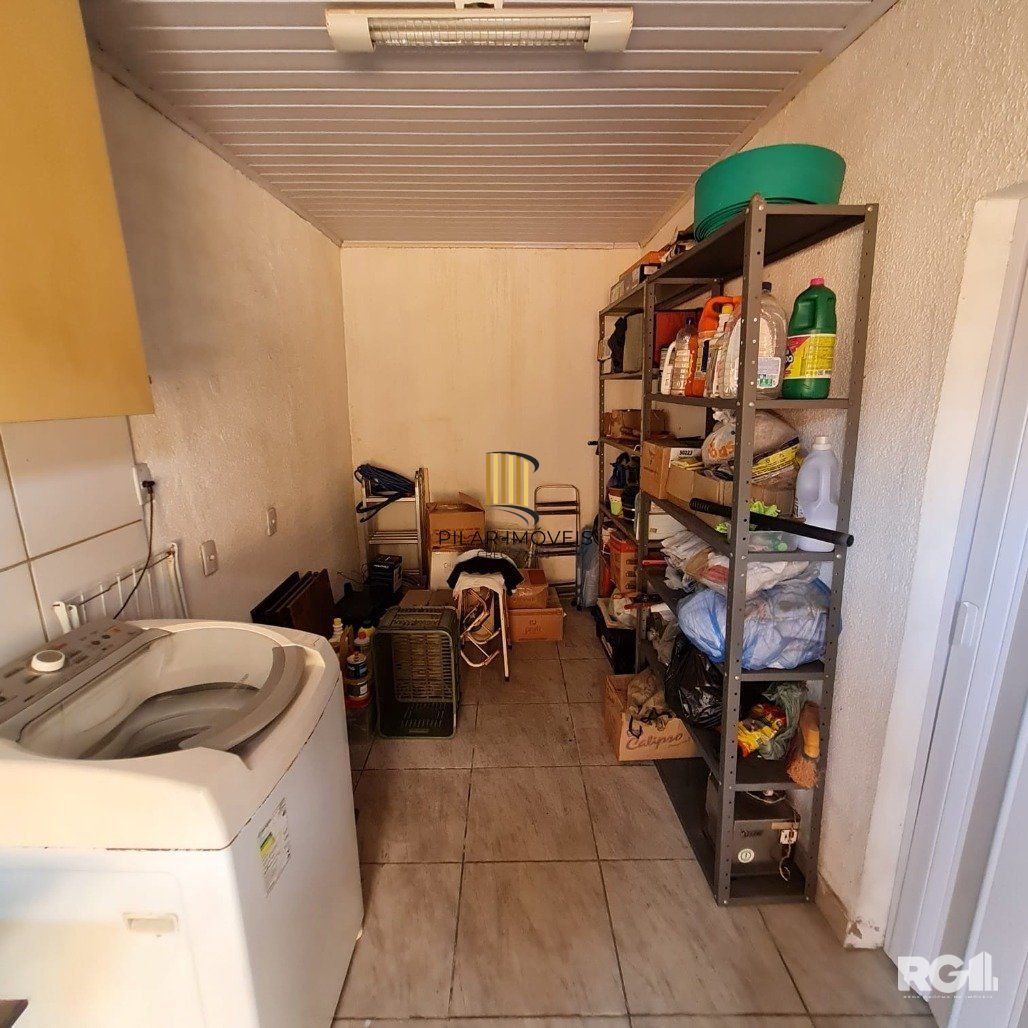 Casa 2 dormitórios no bairro Jardim  Botânico