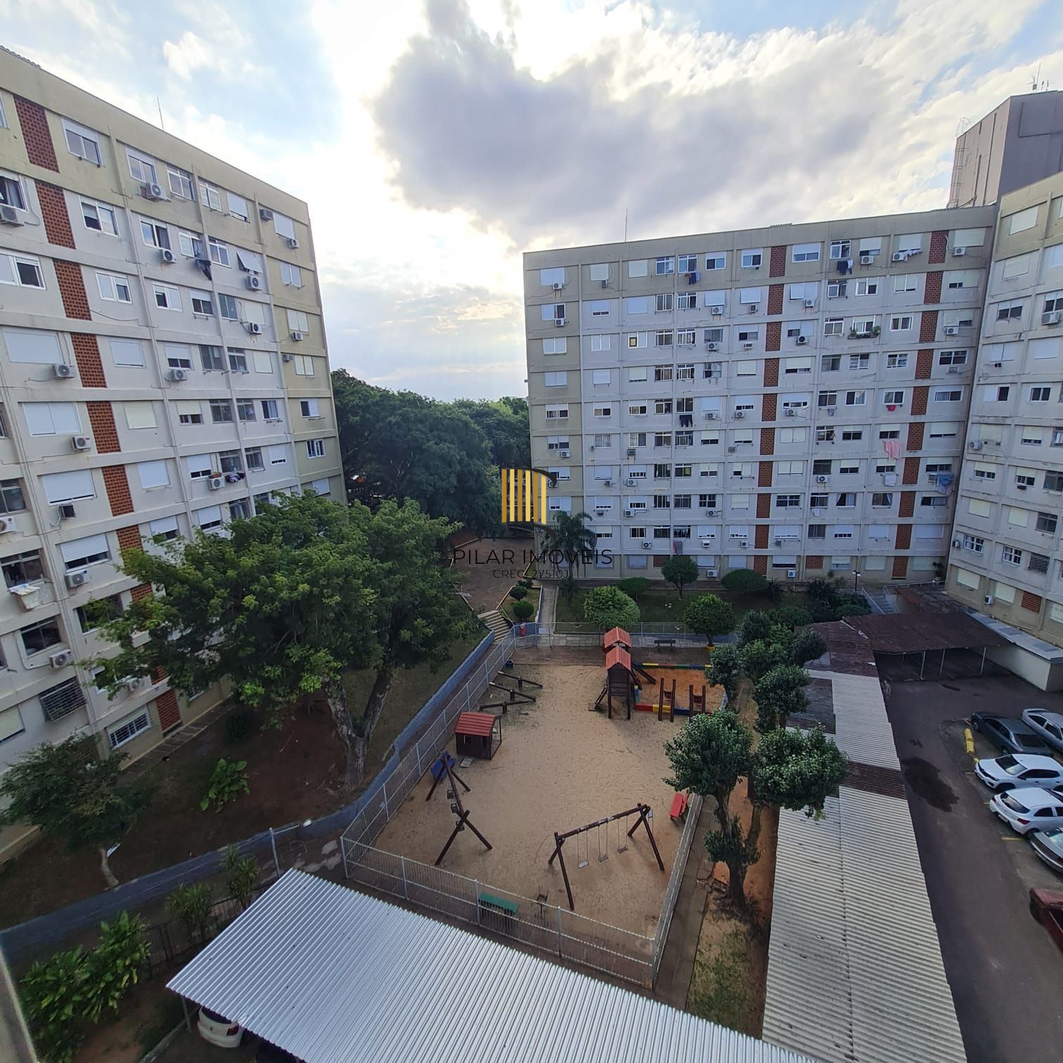 APTO DESOCUPADO IMEDIAÇÕES IGREJA SANTO ANTONIO