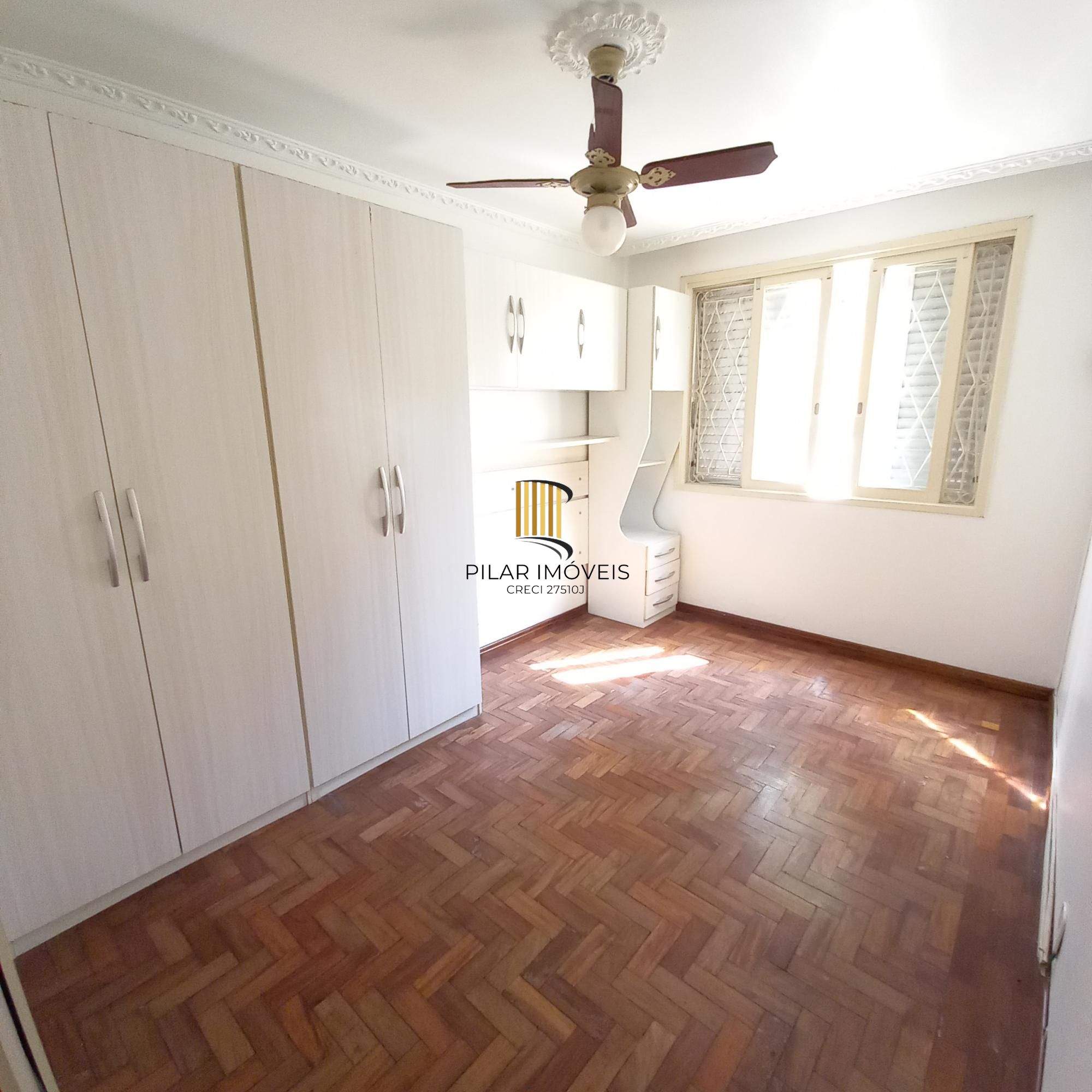 APTO TÉRREO COM PATIO PRIVATIVO 03 QUARTOS