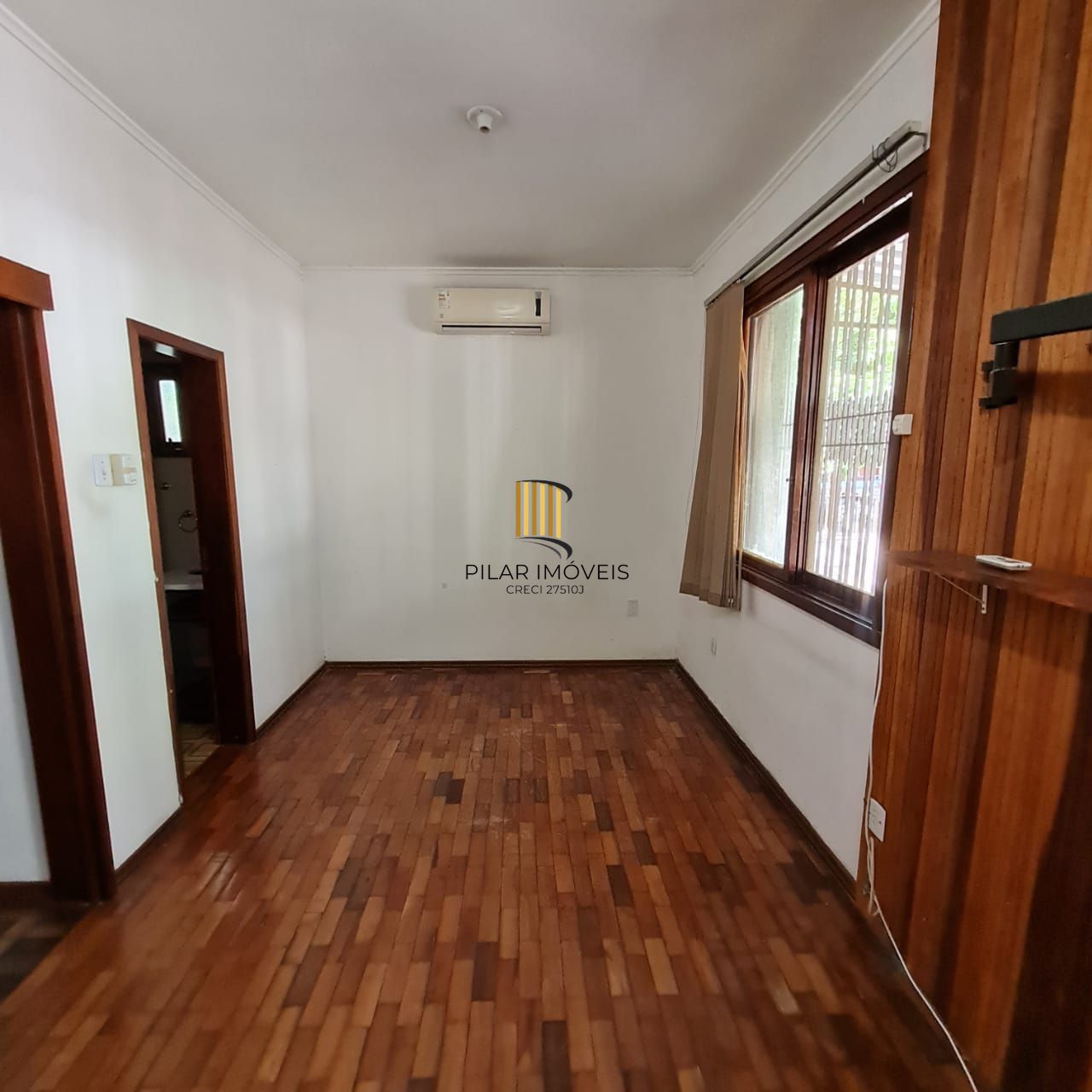 CASA PRÓXIMO PUC/RS E TERCEIRA PERIMETRAL