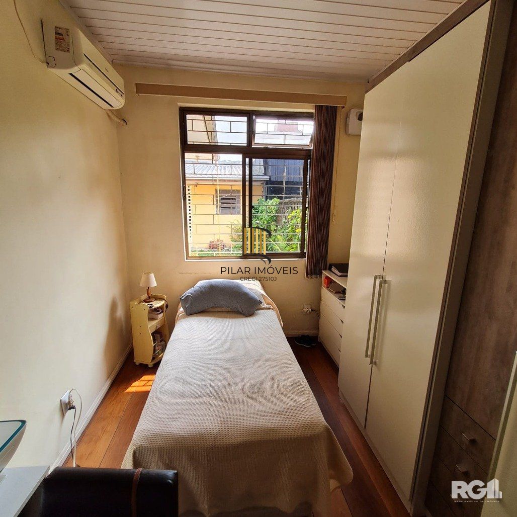 Casa 2 dormitórios no bairro Jardim  Botânico