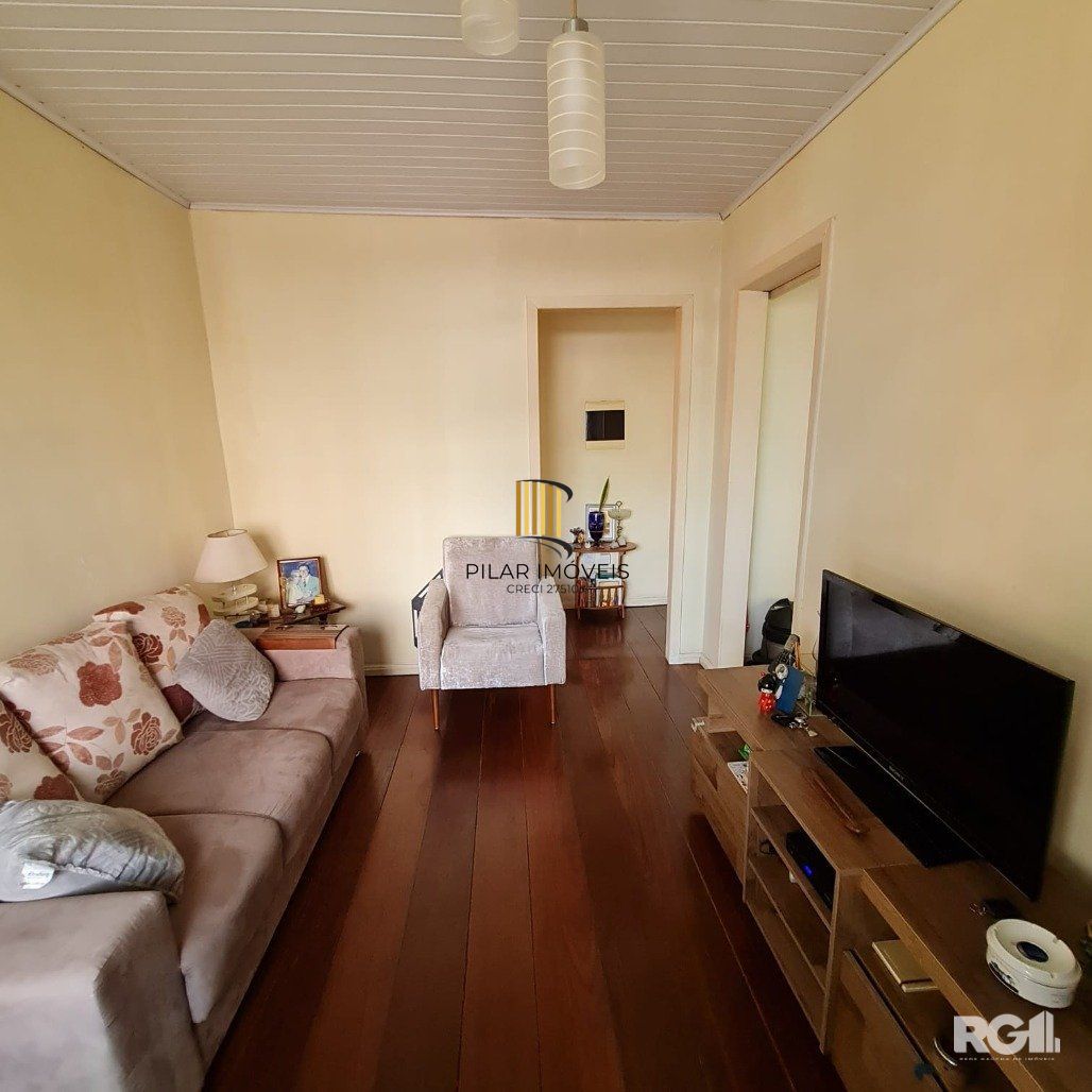 Casa 2 dormitórios no bairro Jardim  Botânico