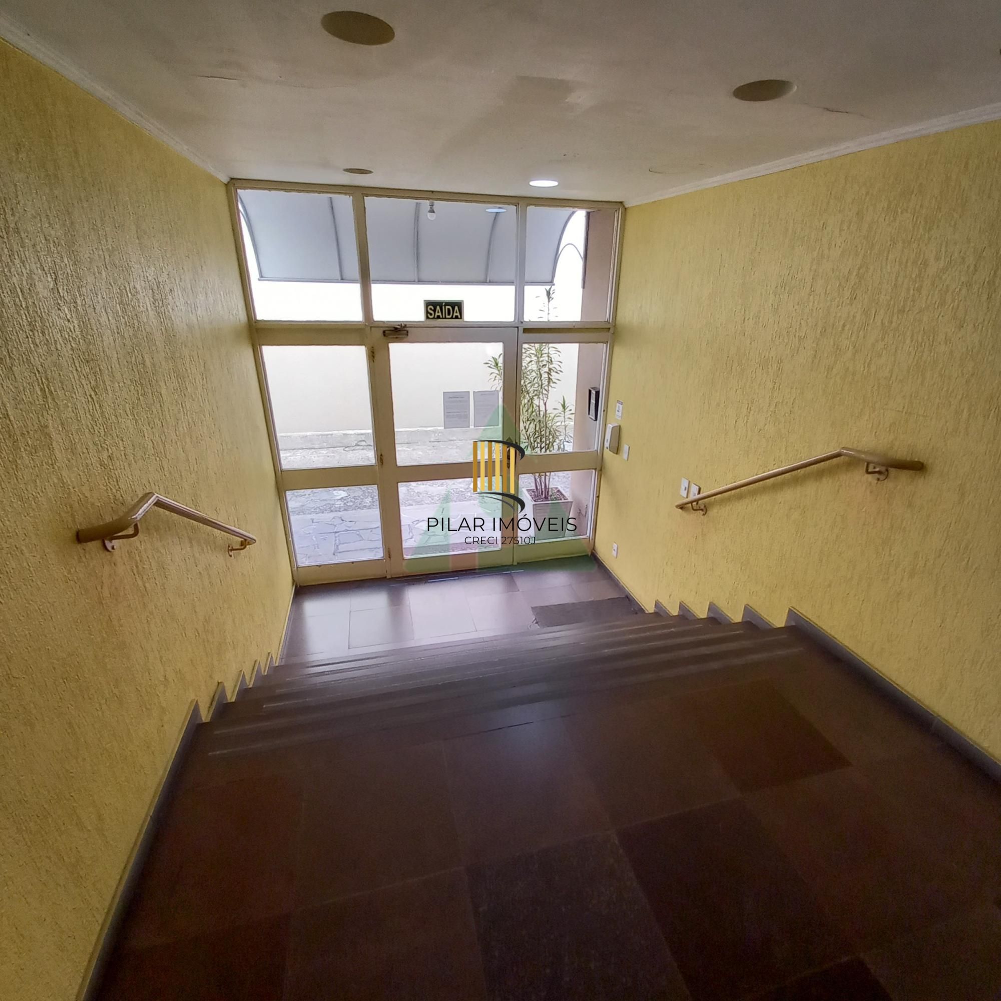 APTO 1 DORMITÓRIO AV. BENTO GONÇALVES
