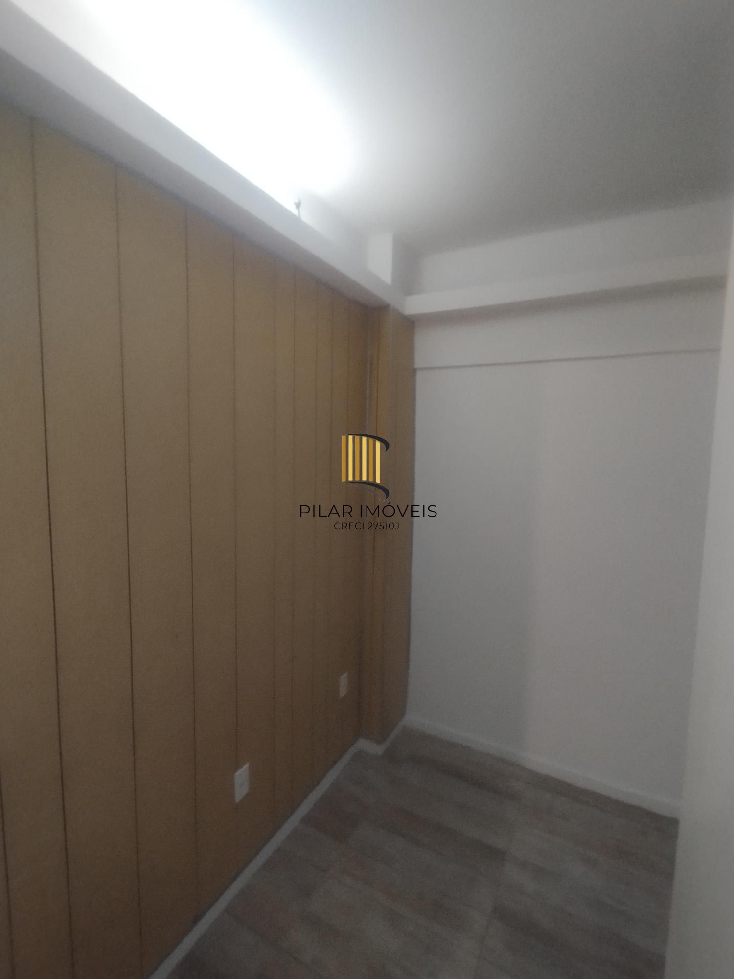 Sala Comercial 1 dormitório no bairro Centro Histórico