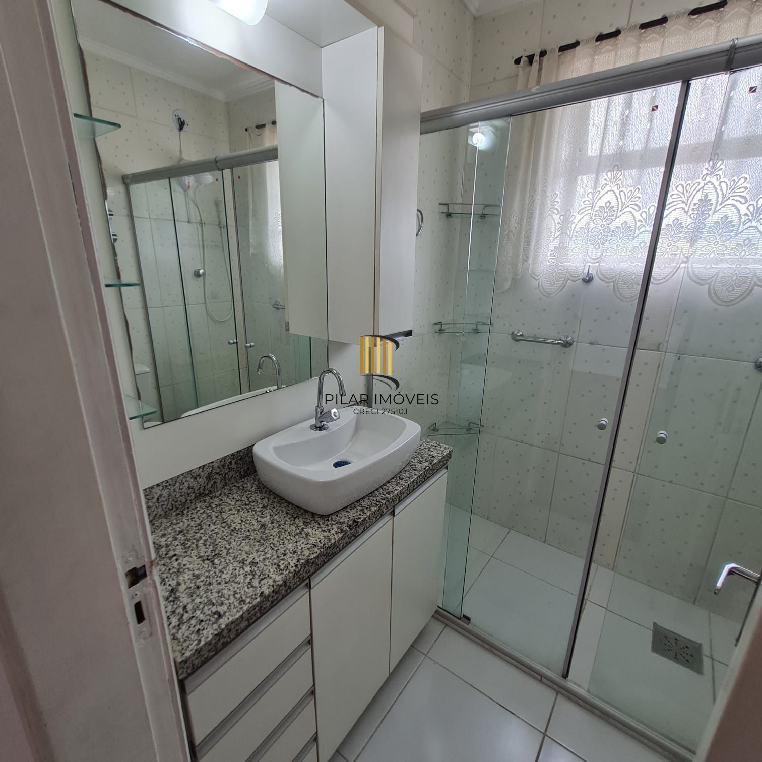 AMPLO APTO 2 DORMITÓRIOS COM 02 BOX