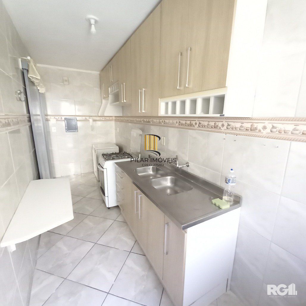 APTO 02 QUARTOS NA RUA BARÃO DO AMAZONAS