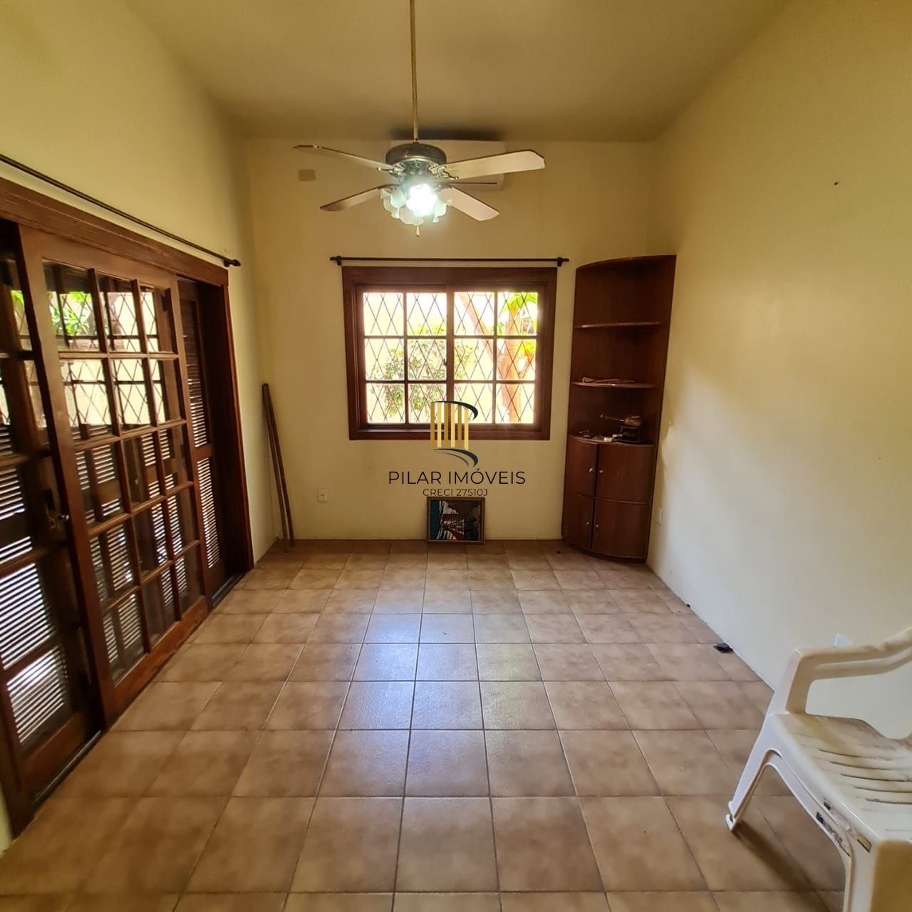 Casa 4 dormitórios no bairro Medianeira
