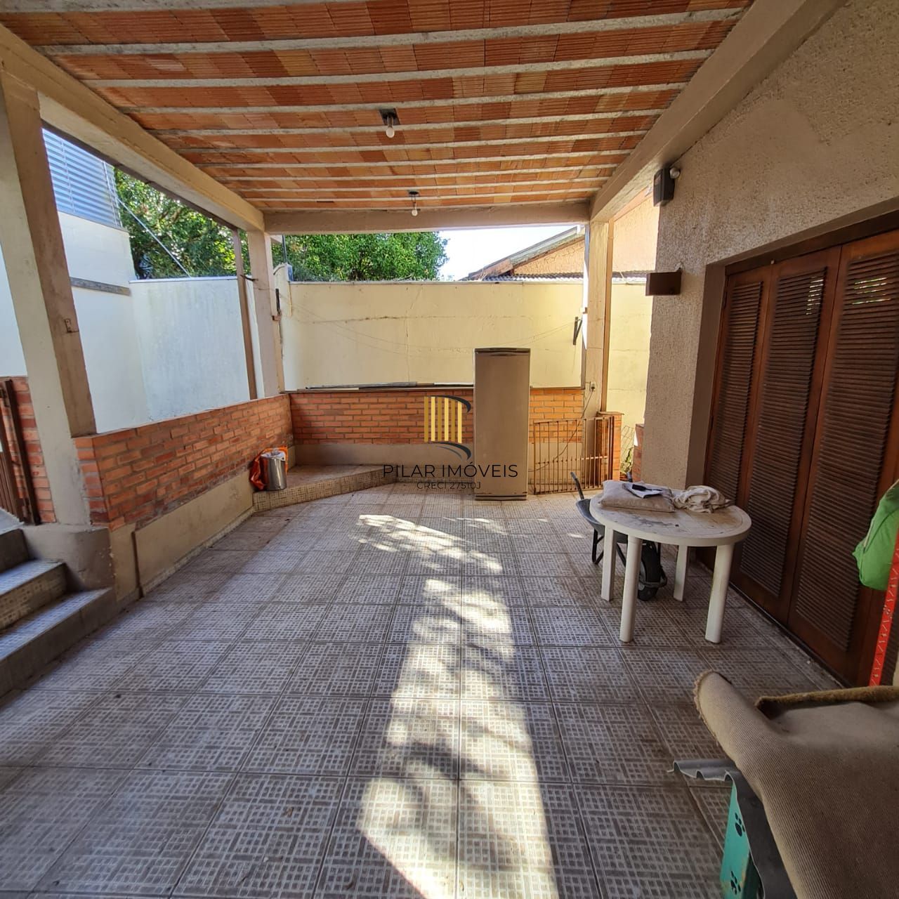 Casa 4 dormitórios no bairro Medianeira