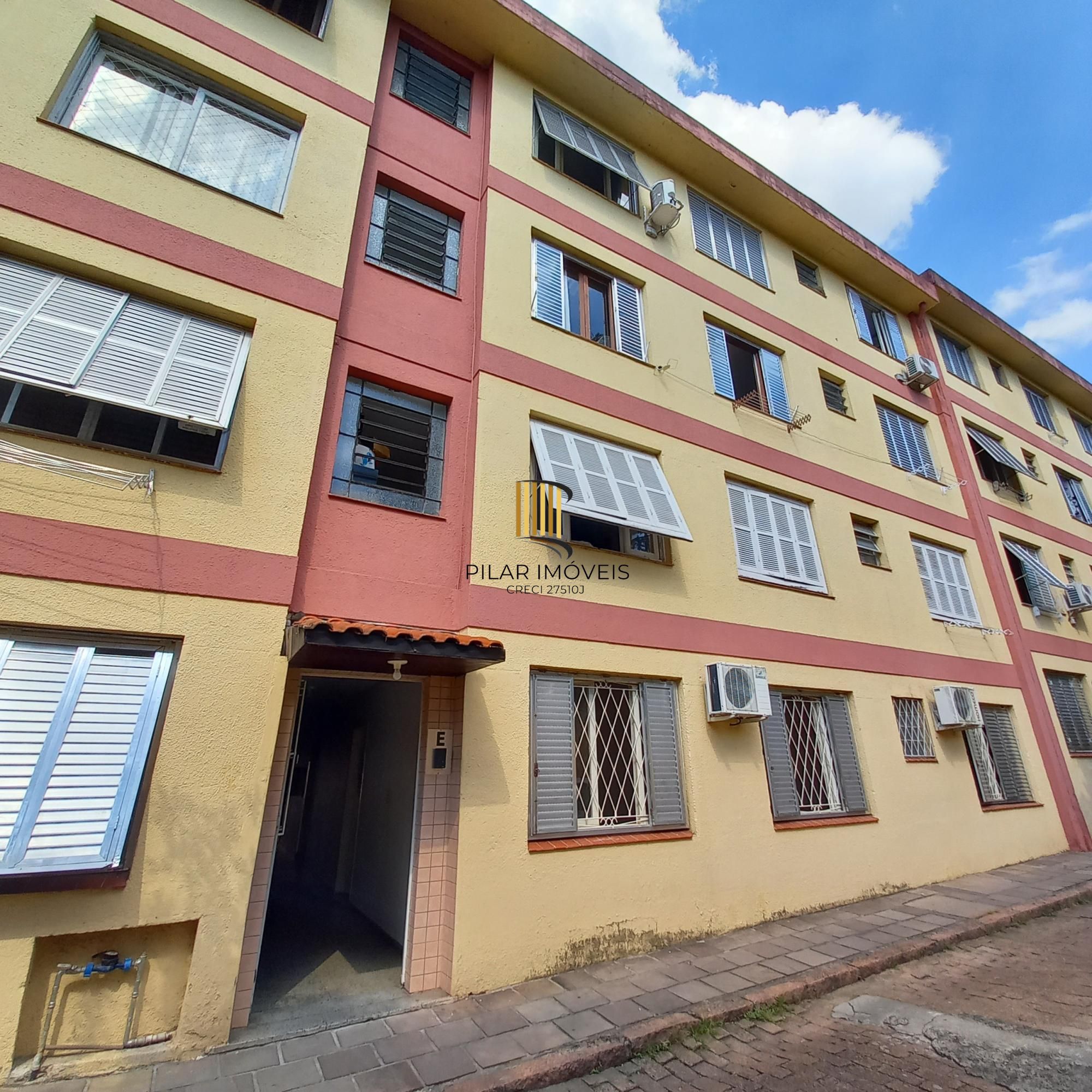 APTO TÉRREO COM PATIO PRIVATIVO 03 QUARTOS