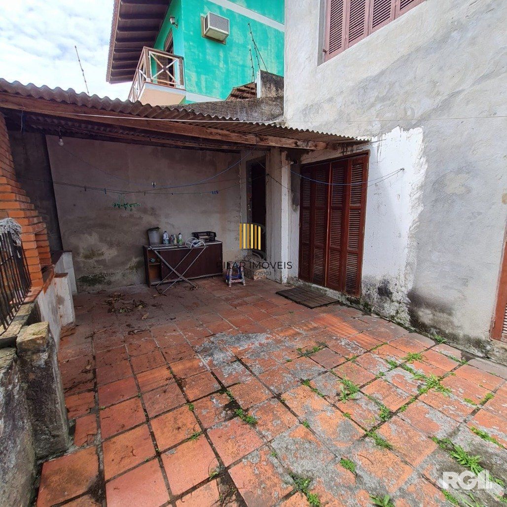 Casa 3 dormitórios no bairro Vila João Pessoa