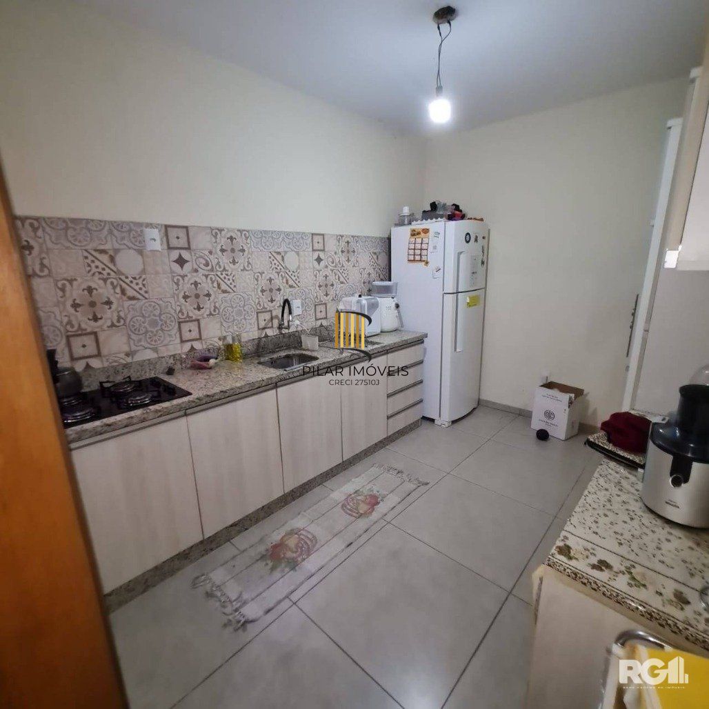 Casa 4 dormitórios no bairro Vila João Pessoa