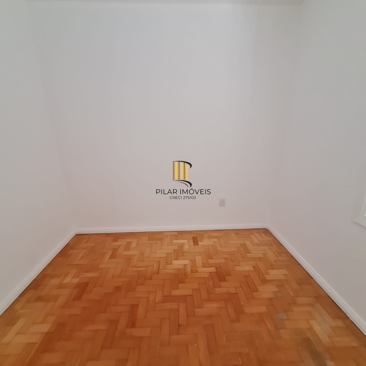 APARTAMENTO 03 DORMITÓRIOS DE FRENTE BAIRRO PETROPOLIS