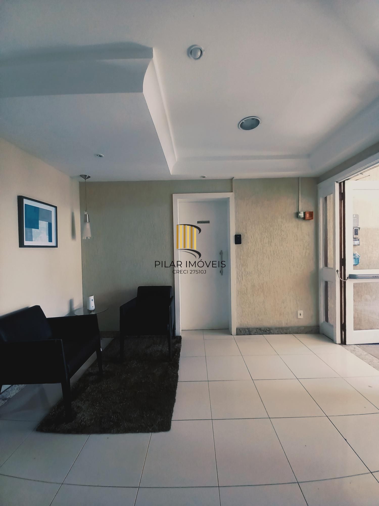 APARTAMENTO BAIRRO SANTANA COM 2 QUARTOS 2 GARAGENS