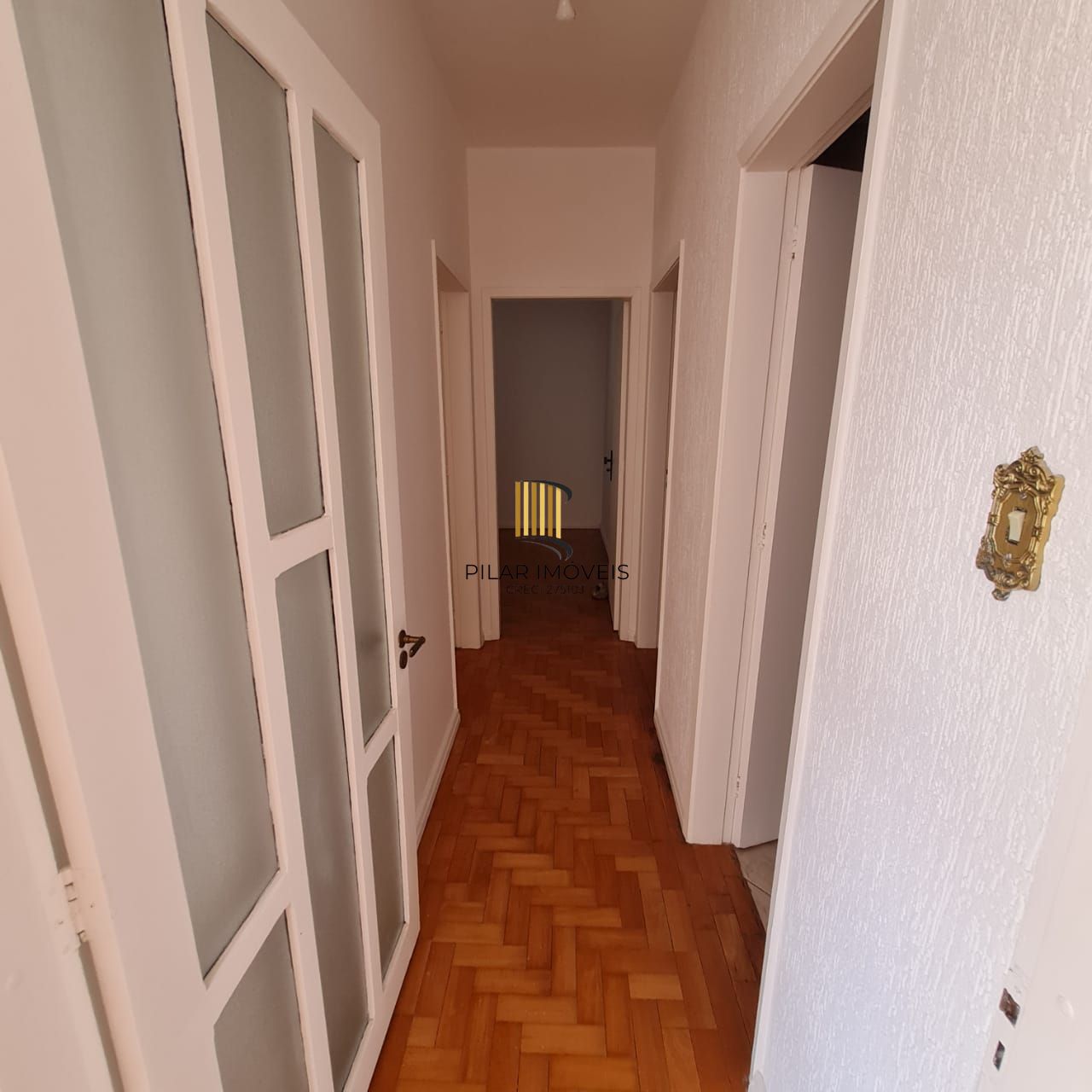 APARTAMENTO 03 DORMITÓRIOS DE FRENTE BAIRRO PETROPOLIS