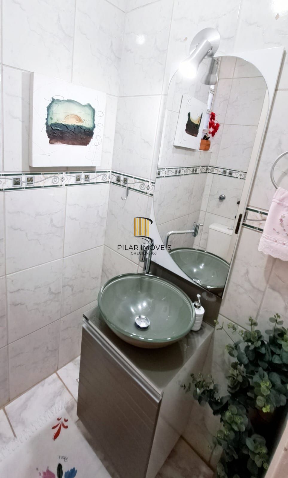 APTO 2 DORMITÓRIOS PROX. CLUBE GERALDO SANTANA