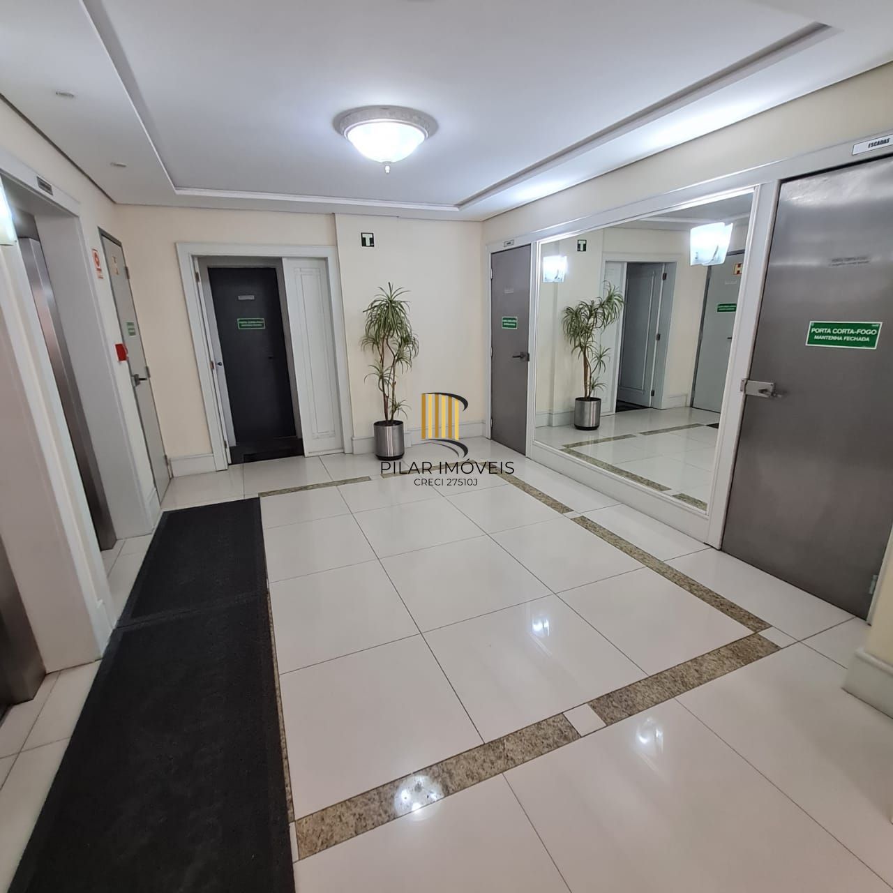 APTO 02 DORMITÓRIO PRÓXIMO AO SHOPPING IGUATEMI