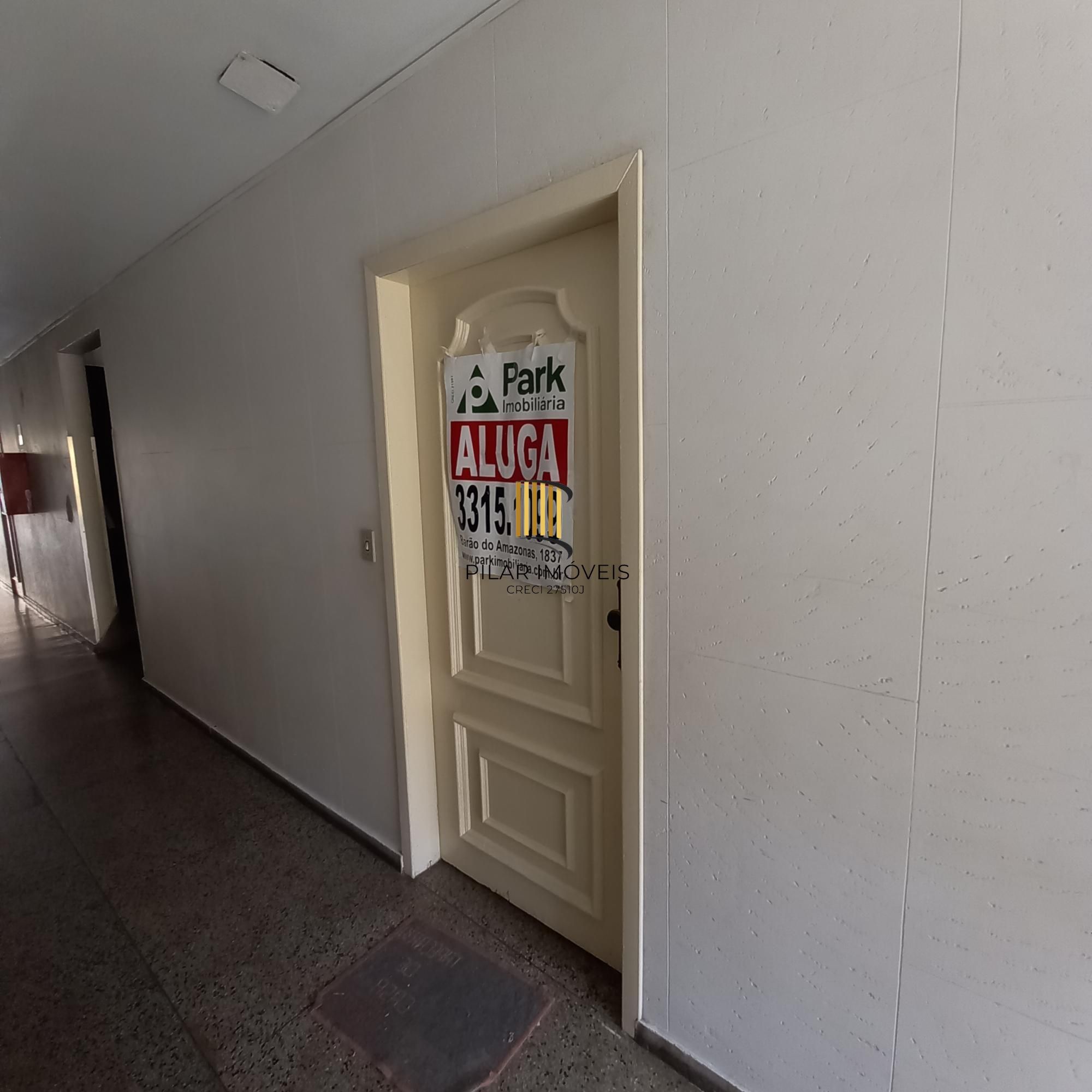 APTO TÉRREO COM PATIO PRIVATIVO 03 QUARTOS