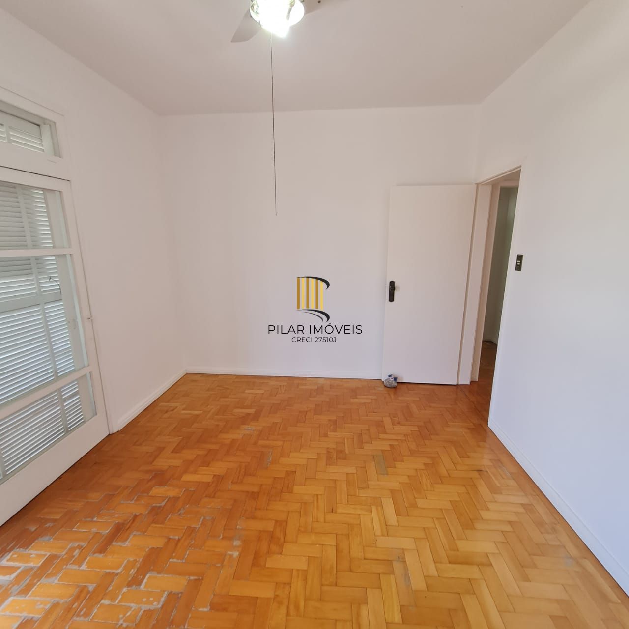 APARTAMENTO 03 DORMITÓRIOS DE FRENTE BAIRRO PETROPOLIS