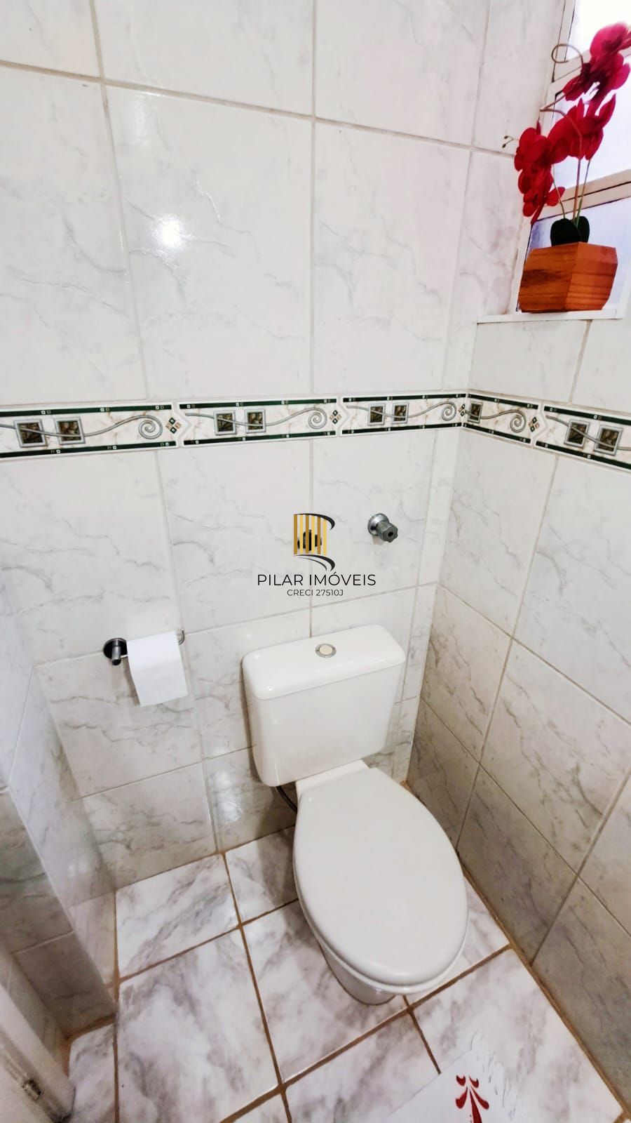 APTO 2 DORMITÓRIOS PROX. CLUBE GERALDO SANTANA