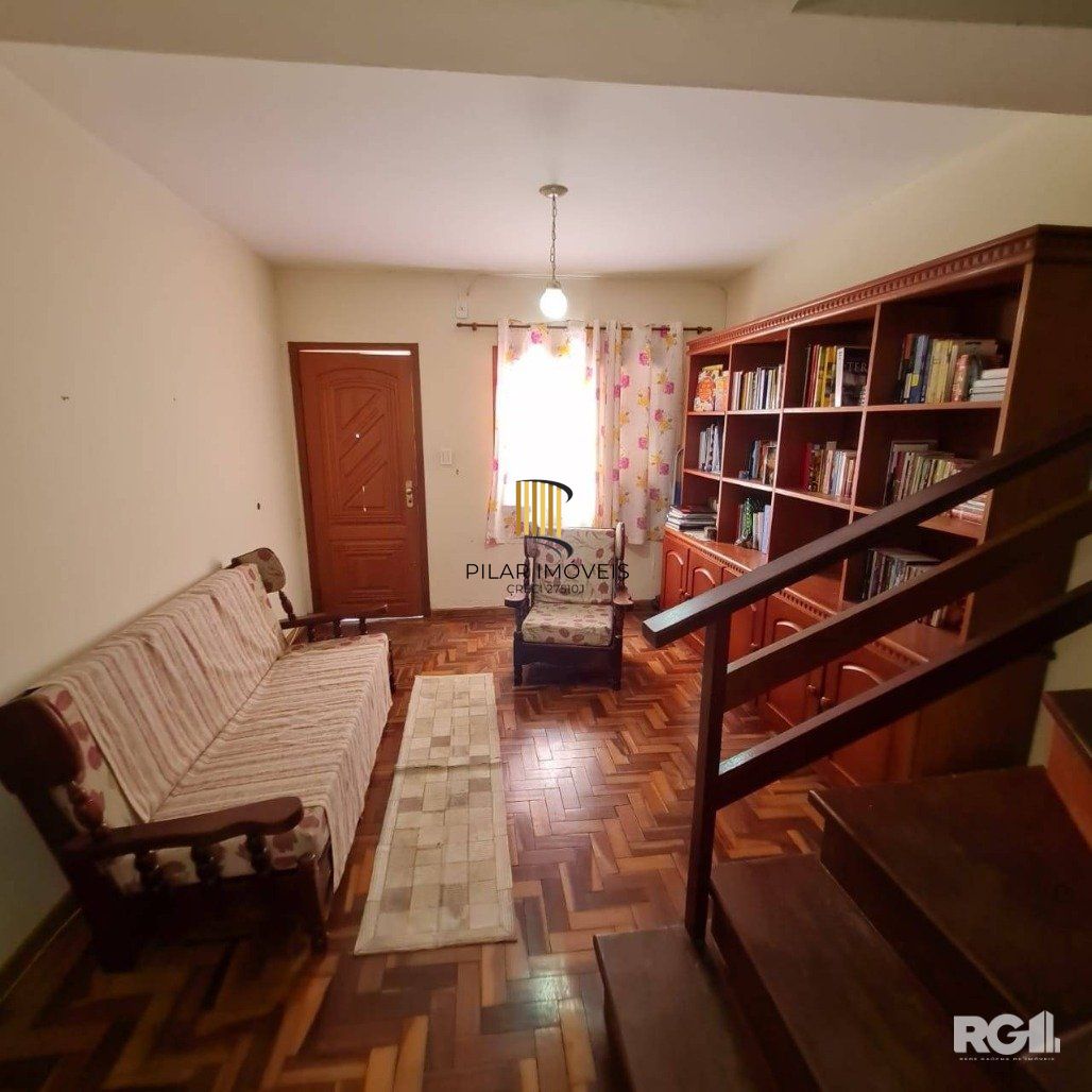 Casa 4 dormitórios no bairro Vila João Pessoa