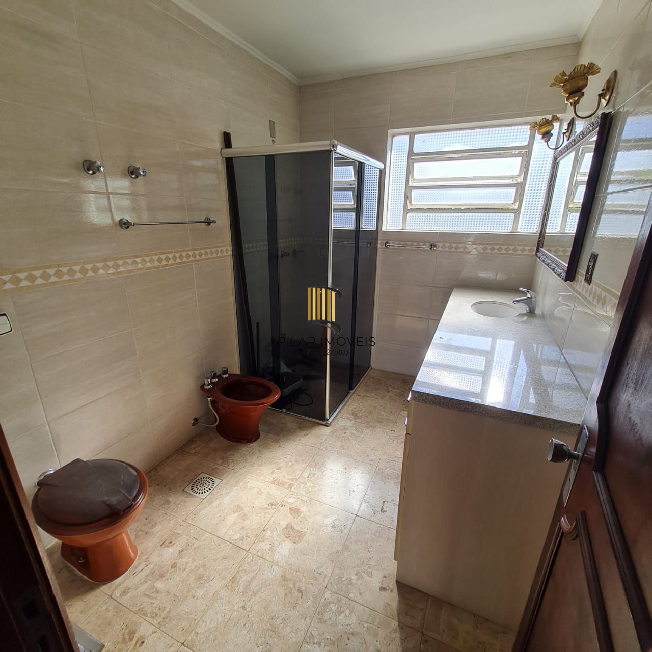 SOBRADO NO PARTENON PROXIMO TERCEIRA PERIMETRAL E SHOPPING BOURBON