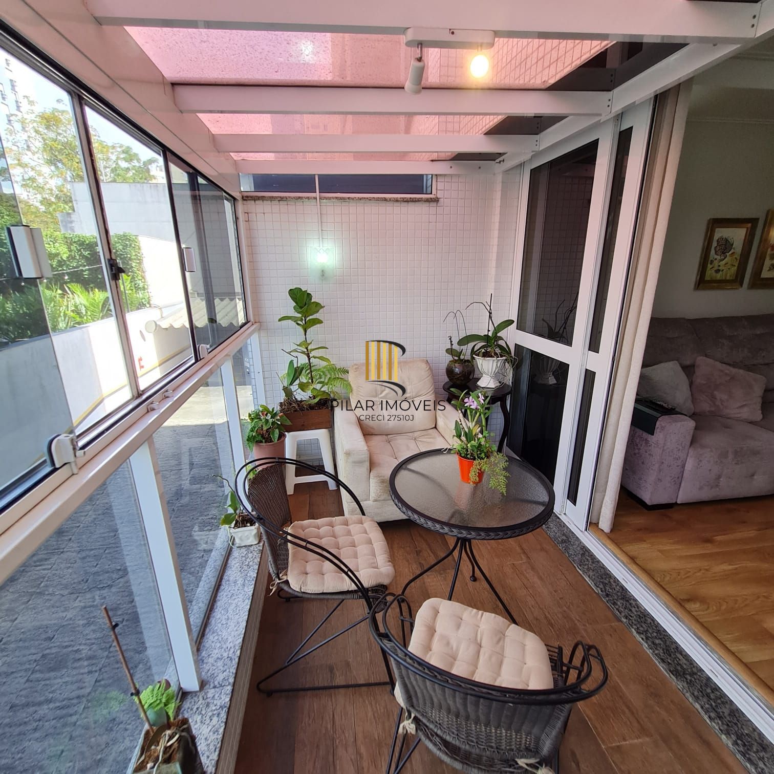 Apartamento 3 dormitórios no bairro Chácara das Pedras