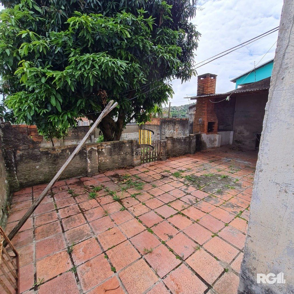 Casa 3 dormitórios no bairro Vila João Pessoa
