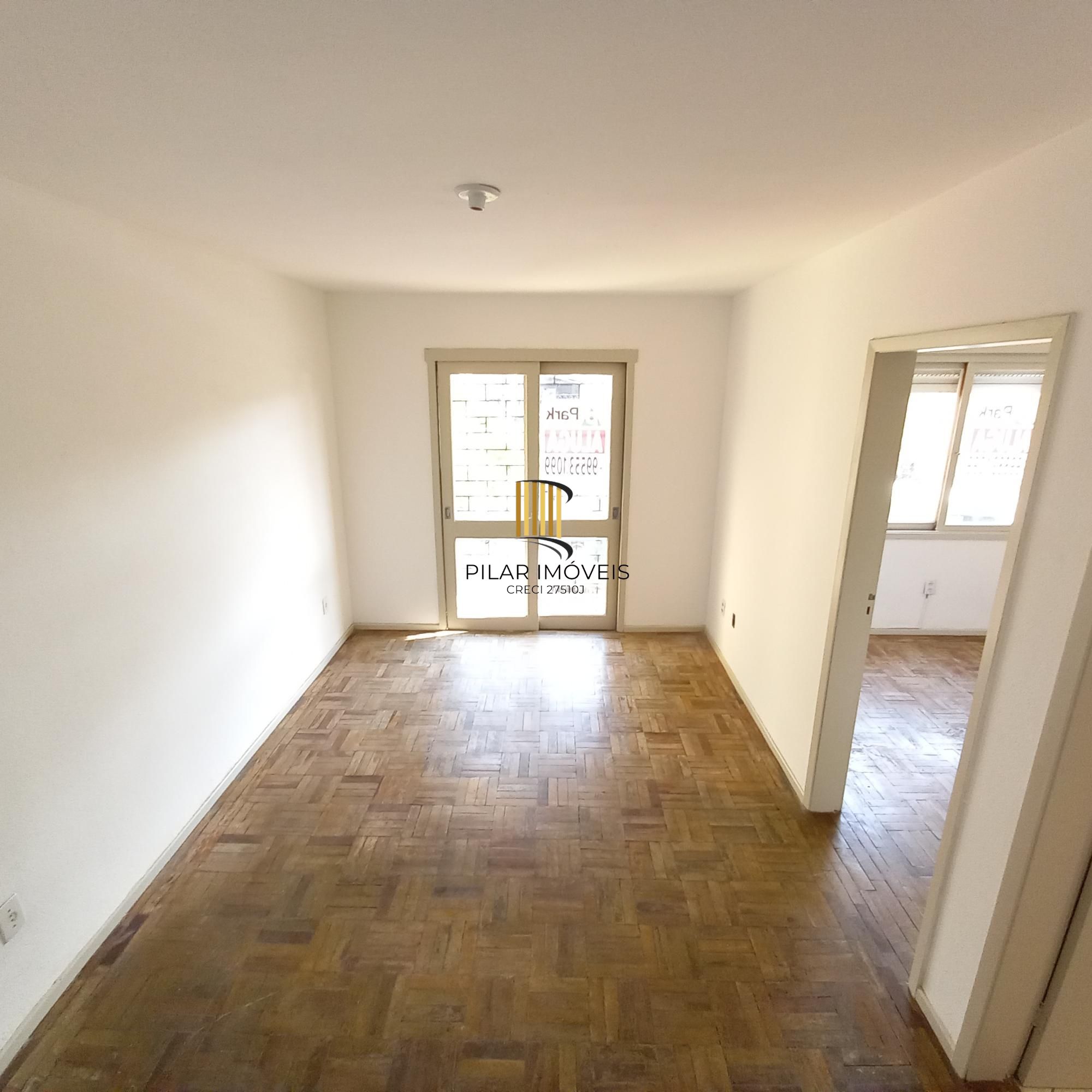 APARTAMENTO 01 DORMITORIO - PROX. SHOPPING BOURBOM AV. IPIRANGA
