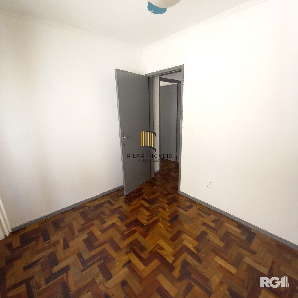 APTO 02 QUARTOS NA RUA BARÃO DO AMAZONAS