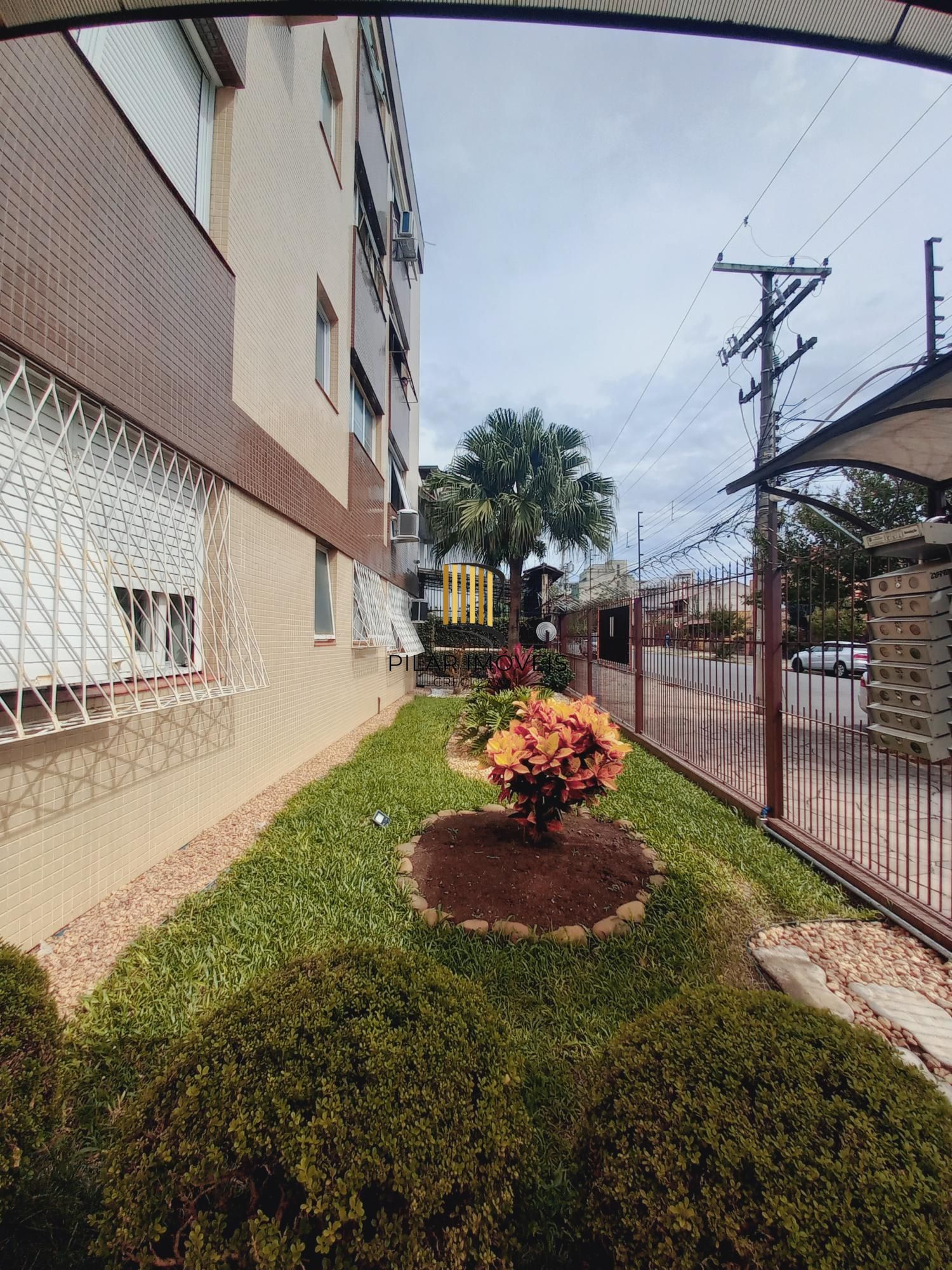 AMPLO JK TÉRREO - DESOCUPADO