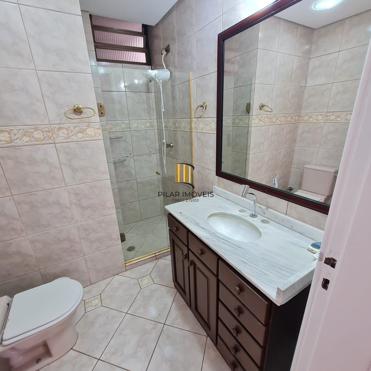 APARTAMENTO 03 DORMITÓRIOS DE FRENTE BAIRRO PETROPOLIS