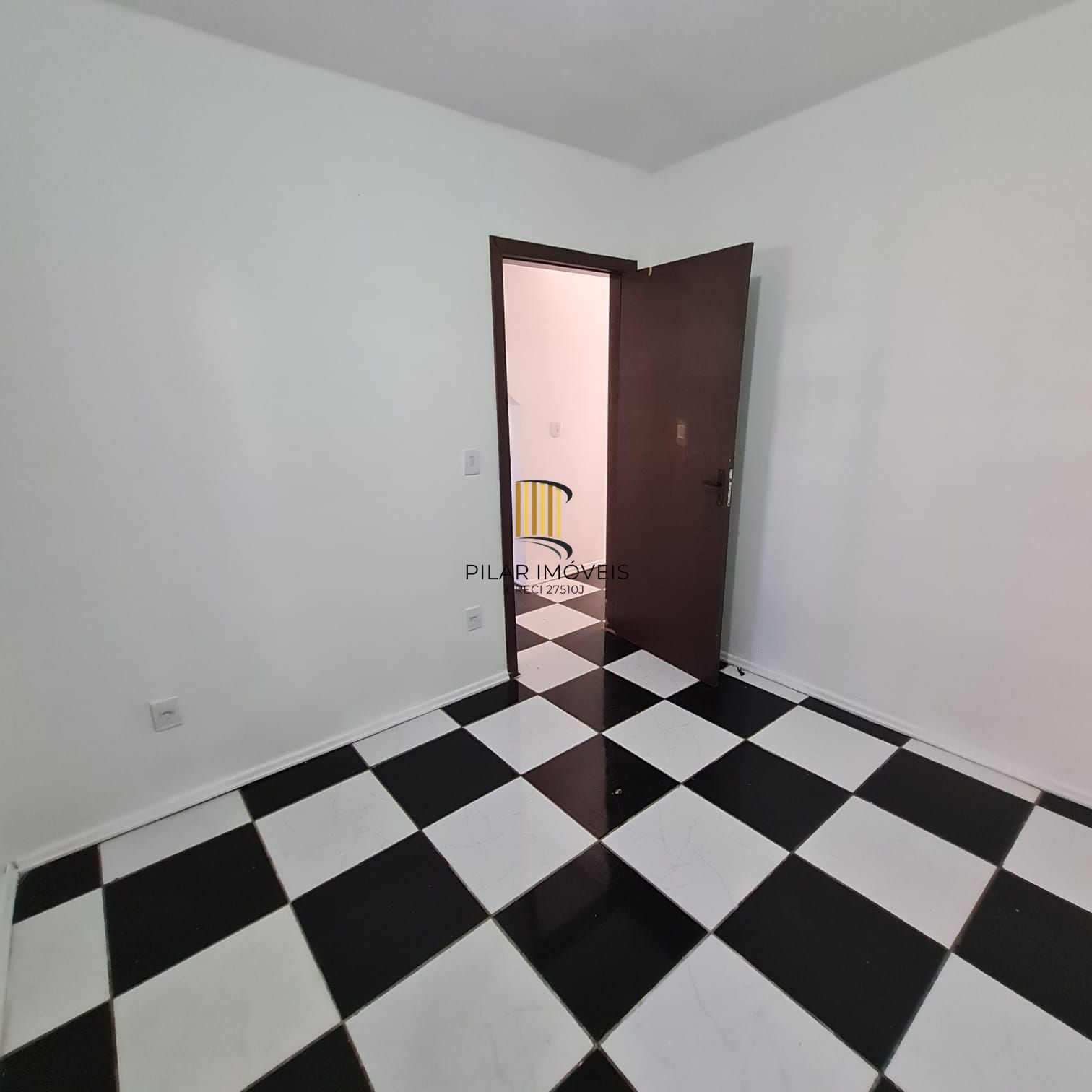 PRÉDIO RESIDENCIAL - CANOAS