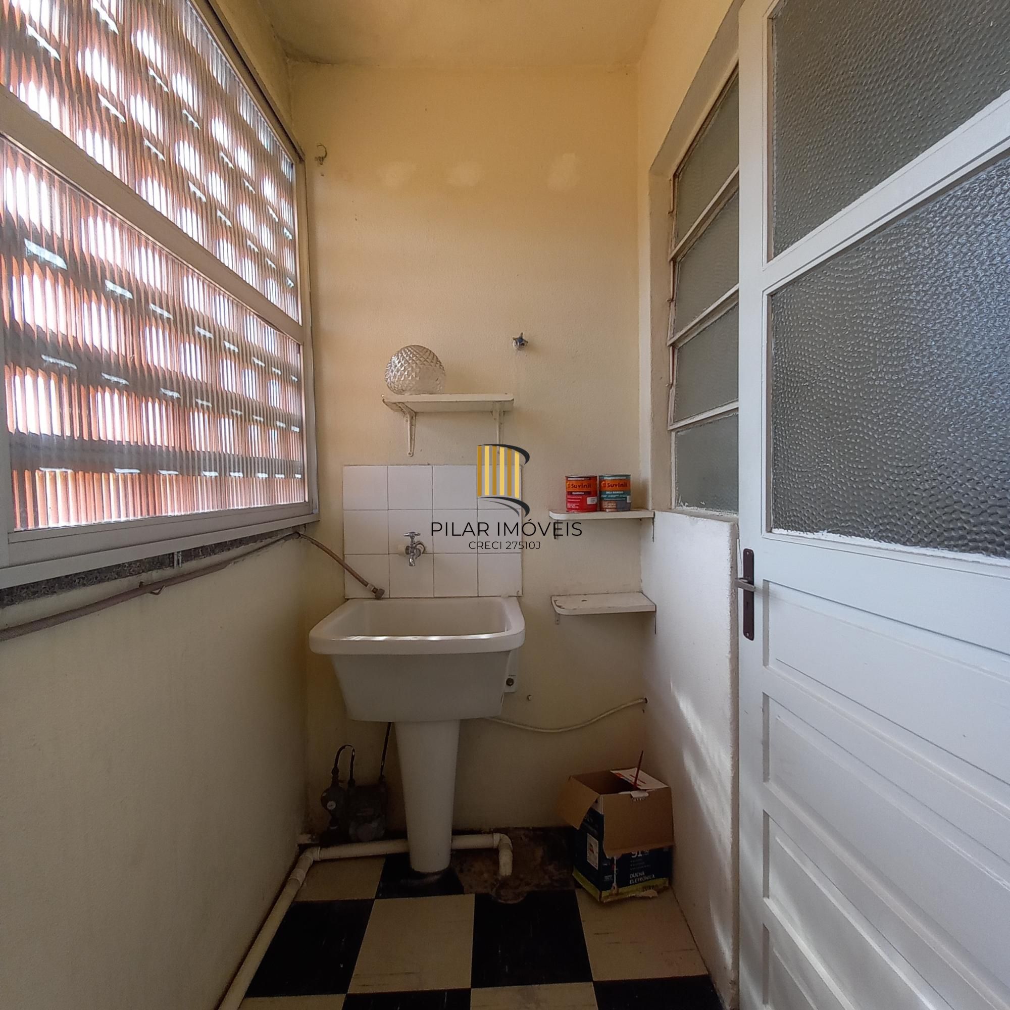 APTO DESOCUPADO PRÓXIMO HOSPITAL PUC/RS