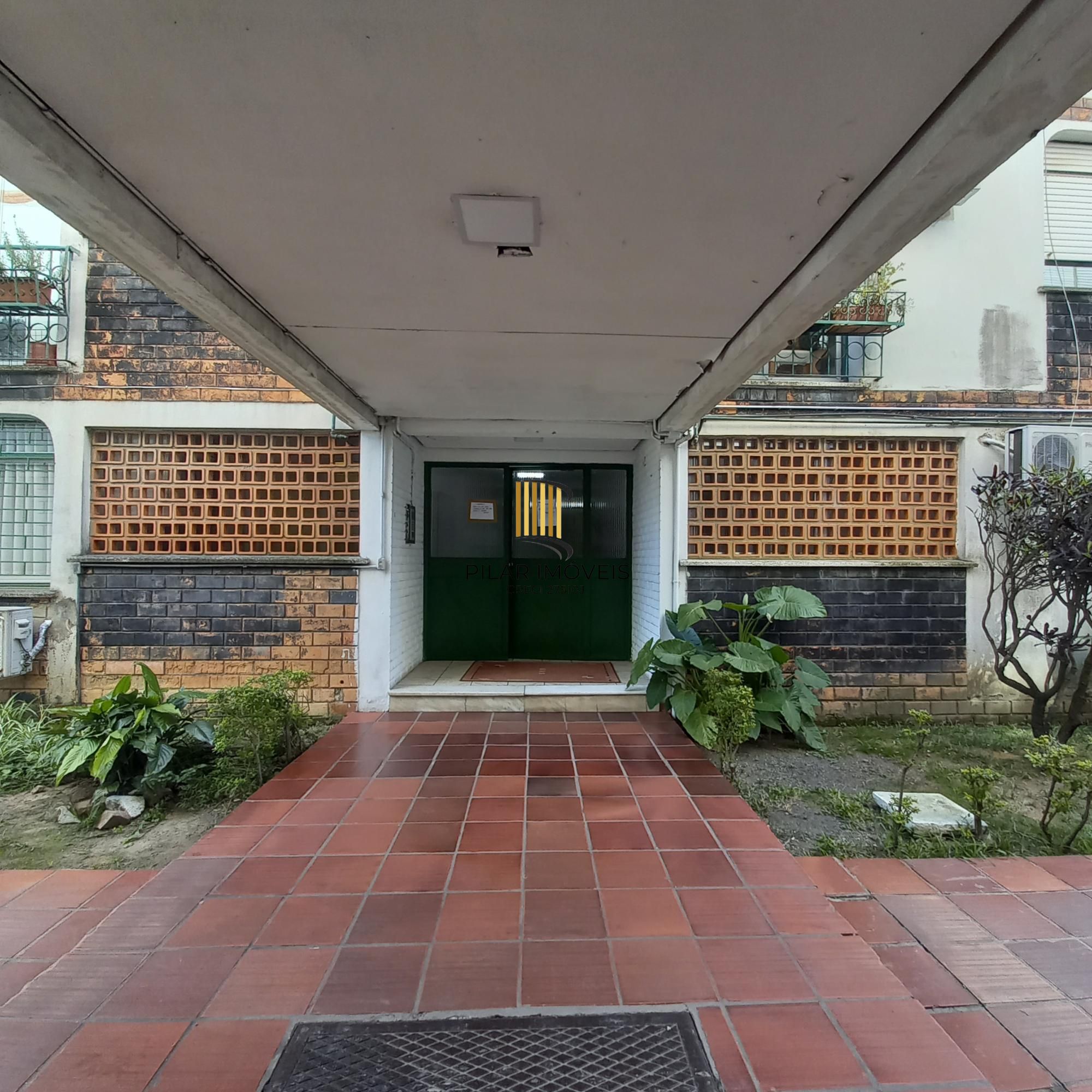 APTO DESOCUPADO PRÓXIMO HOSPITAL PUC/RS