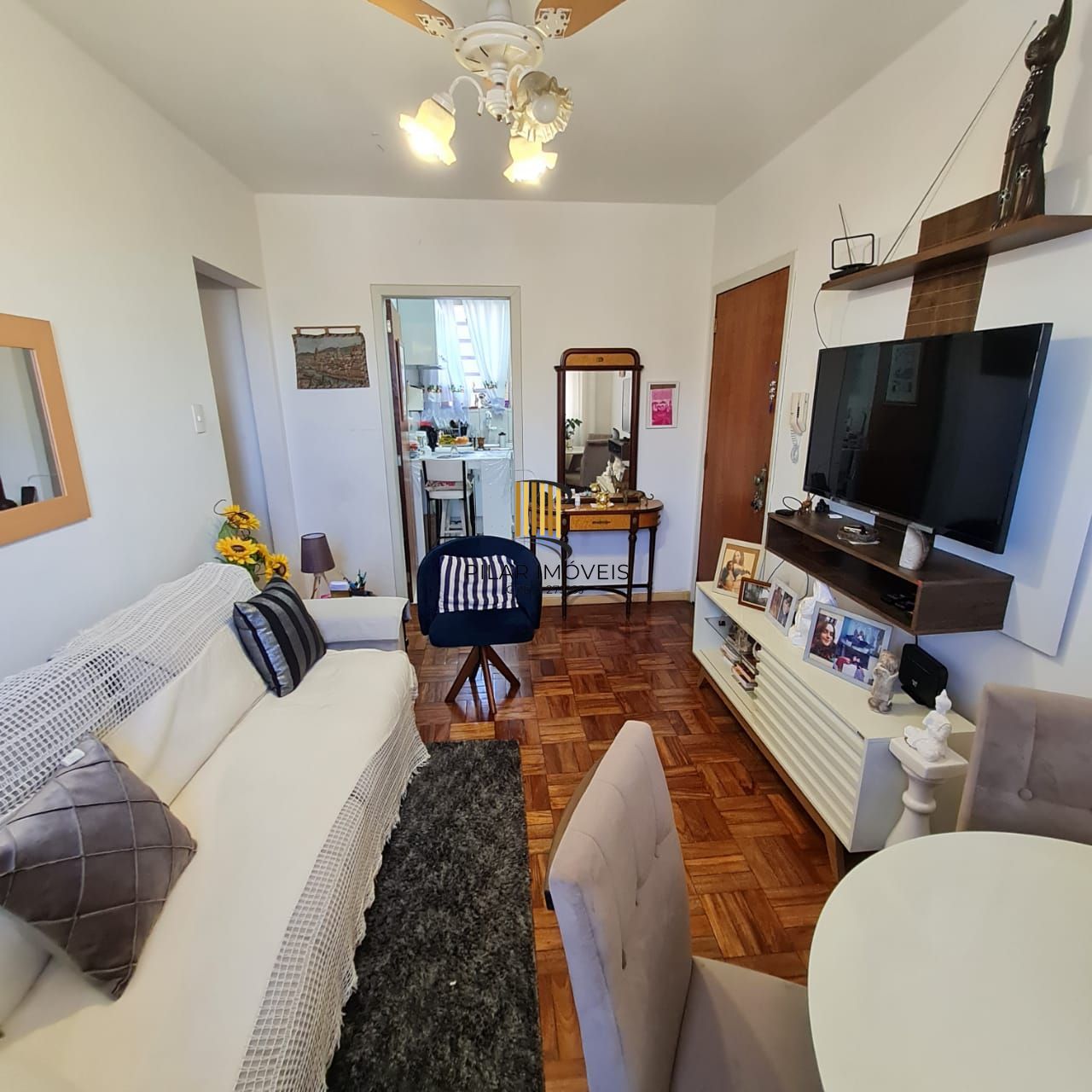 APARTAMENTO 02 DORMITÓRIOS BAIRRO PARTENON