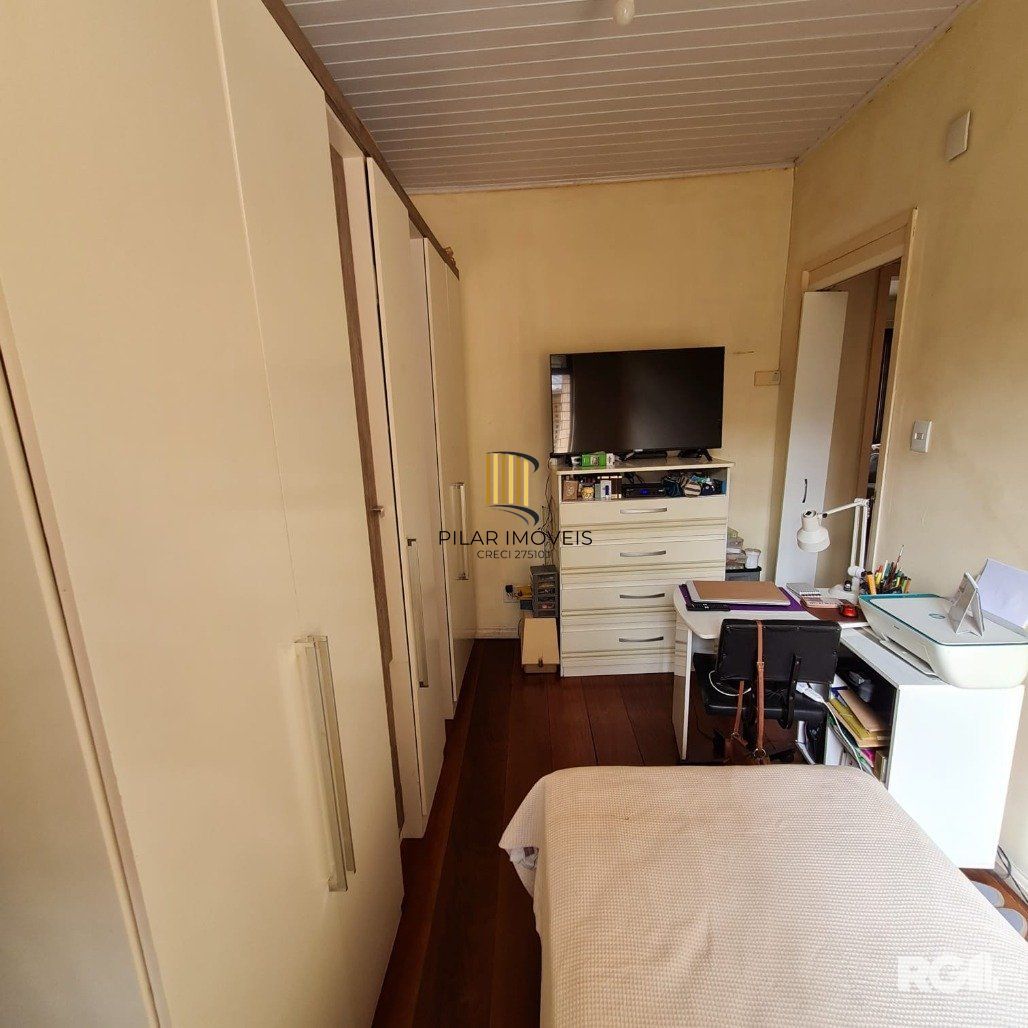 Casa 2 dormitórios no bairro Jardim  Botânico
