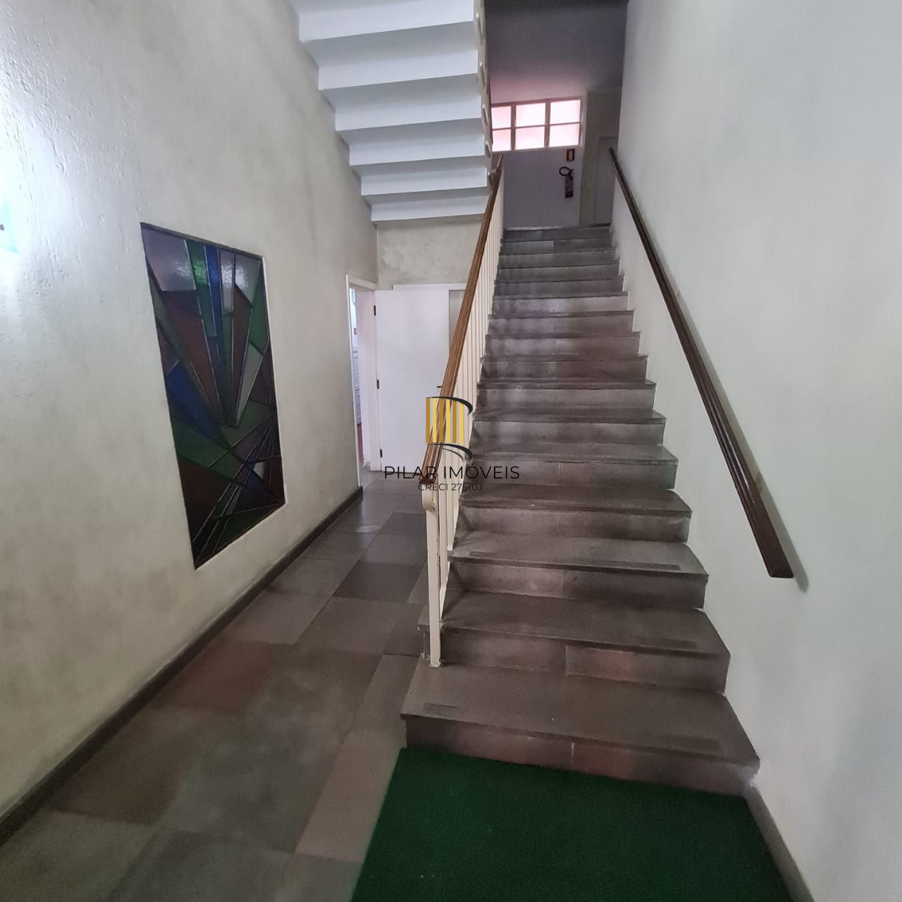 APARTAMENTO 03 DORMITÓRIOS DE FRENTE BAIRRO PETROPOLIS