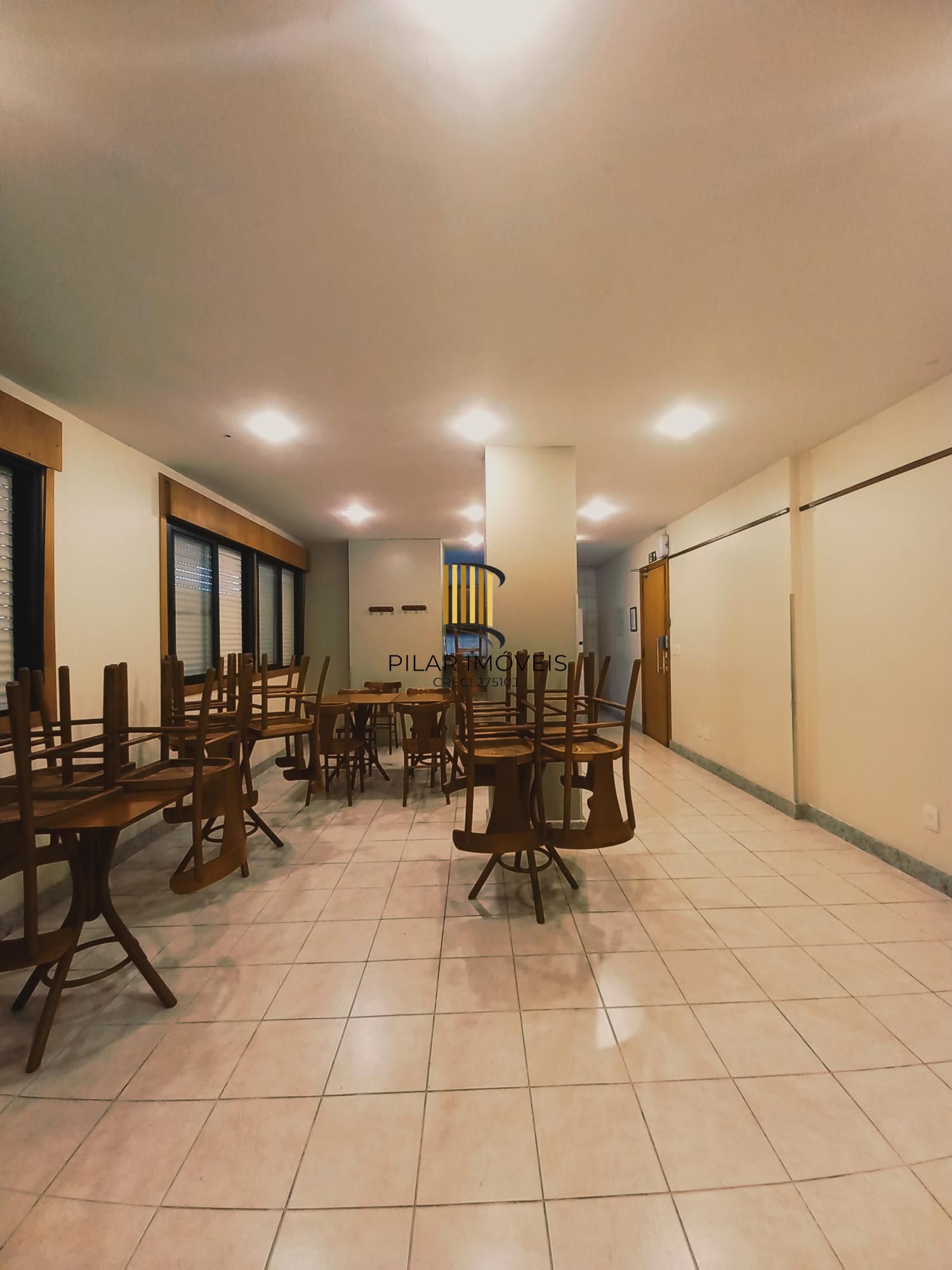 APARTAMENTO BAIRRO SANTANA COM 2 QUARTOS 2 GARAGENS