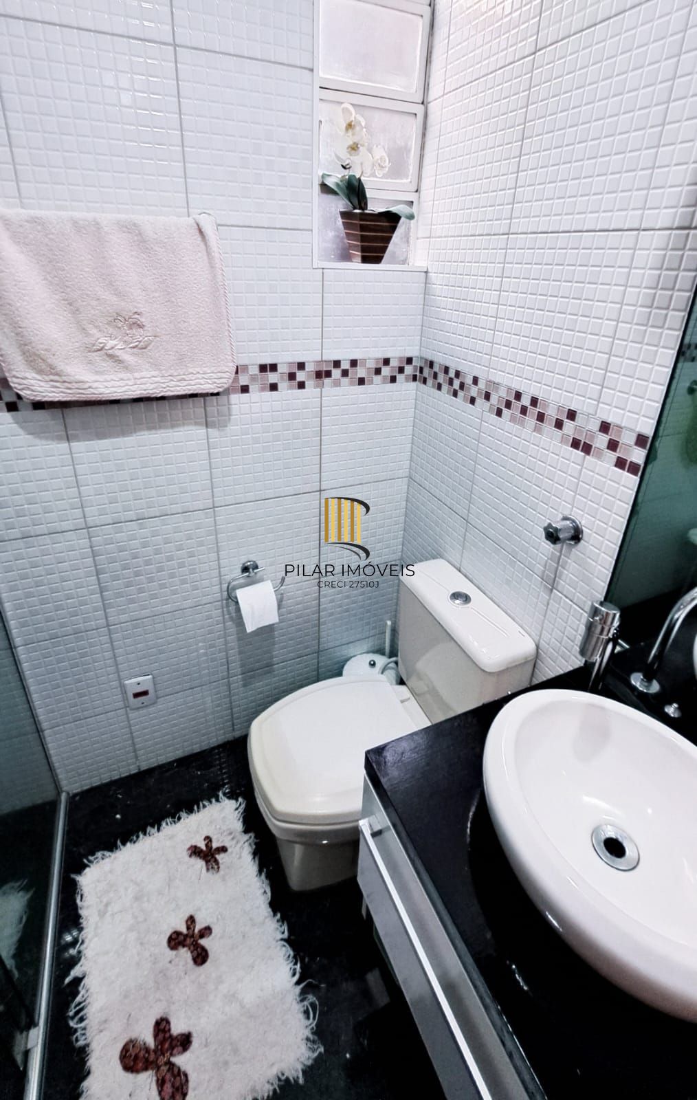 APTO 2 DORMITÓRIOS PROX. CLUBE GERALDO SANTANA