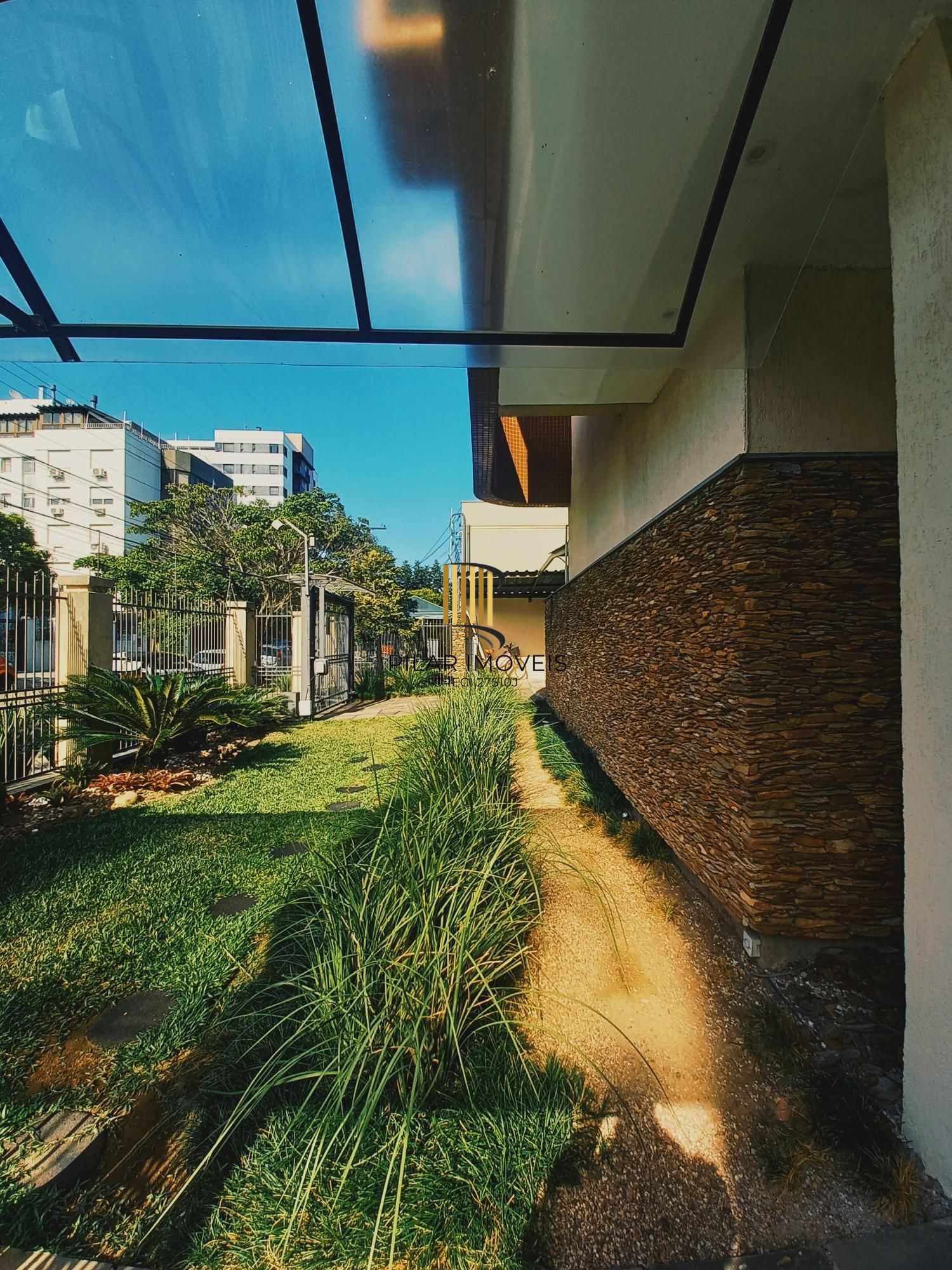 APARTAMENTO BAIRRO SANTANA COM 2 QUARTOS 2 GARAGENS