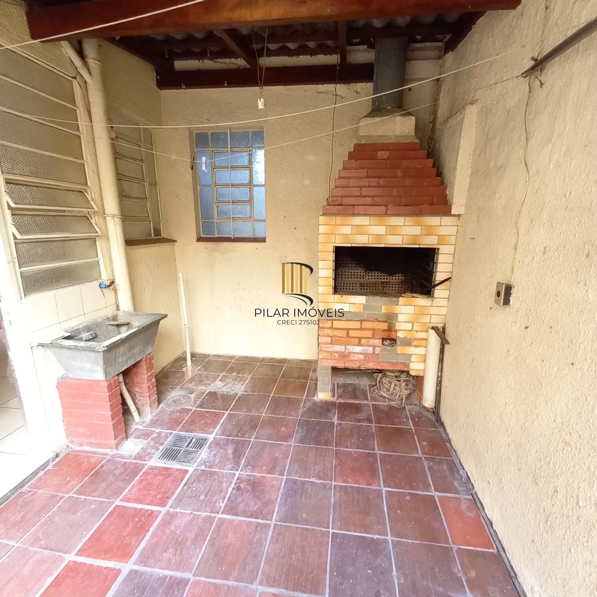 APTO TÉRREO COM PATIO PRIVATIVO 03 QUARTOS