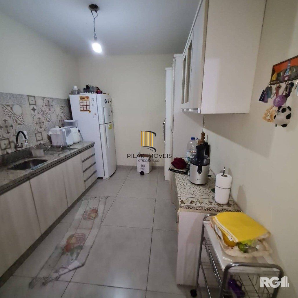 Casa 4 dormitórios no bairro Vila João Pessoa