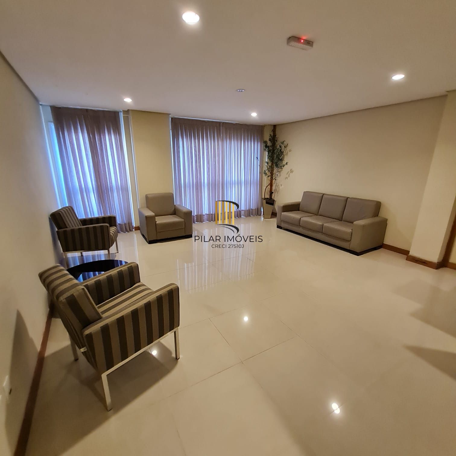 Apartamento 3 dormitórios no bairro Chácara das Pedras