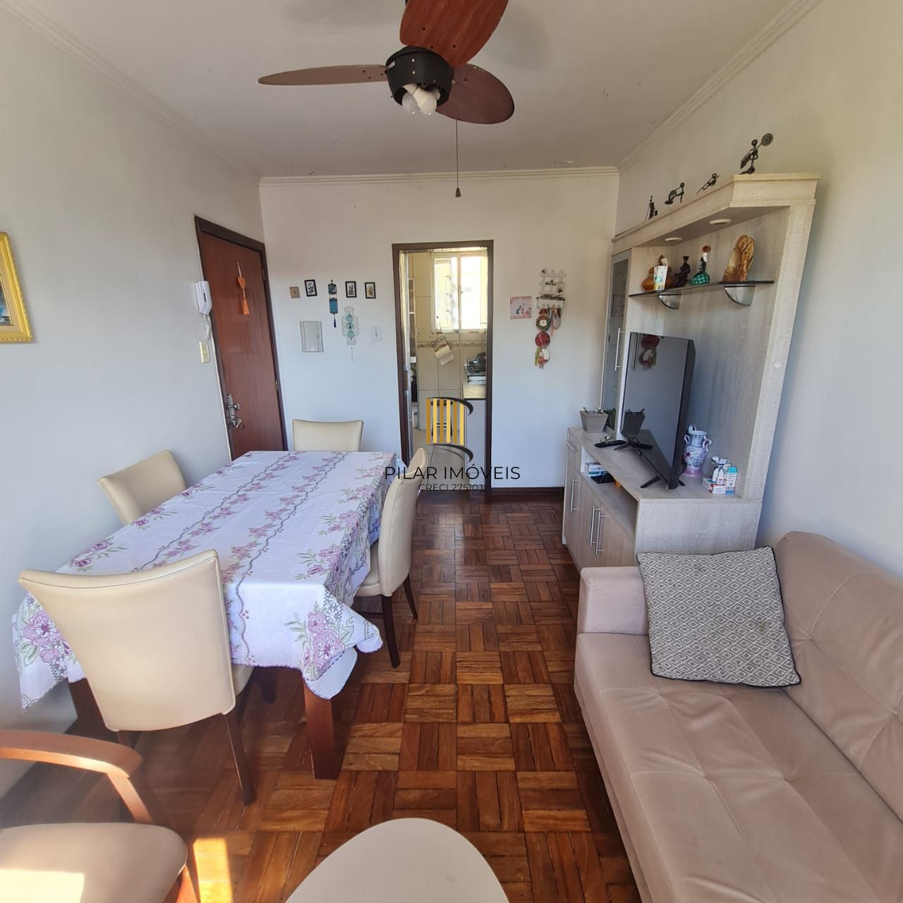 APTO 02 DORMITÓRIOS COM BOX ESCRITURADO