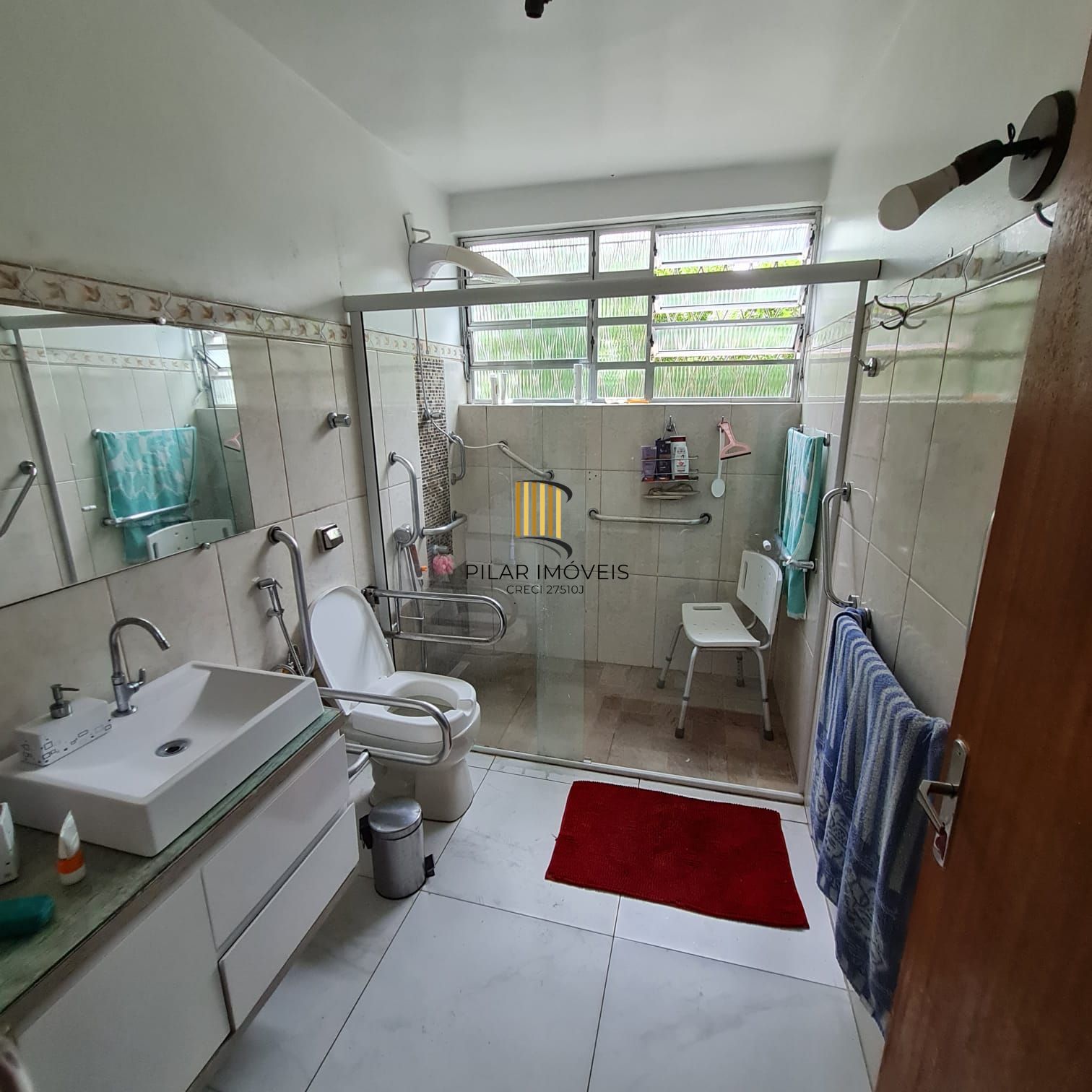 Apartamento 3 dormitórios no bairro Partenon